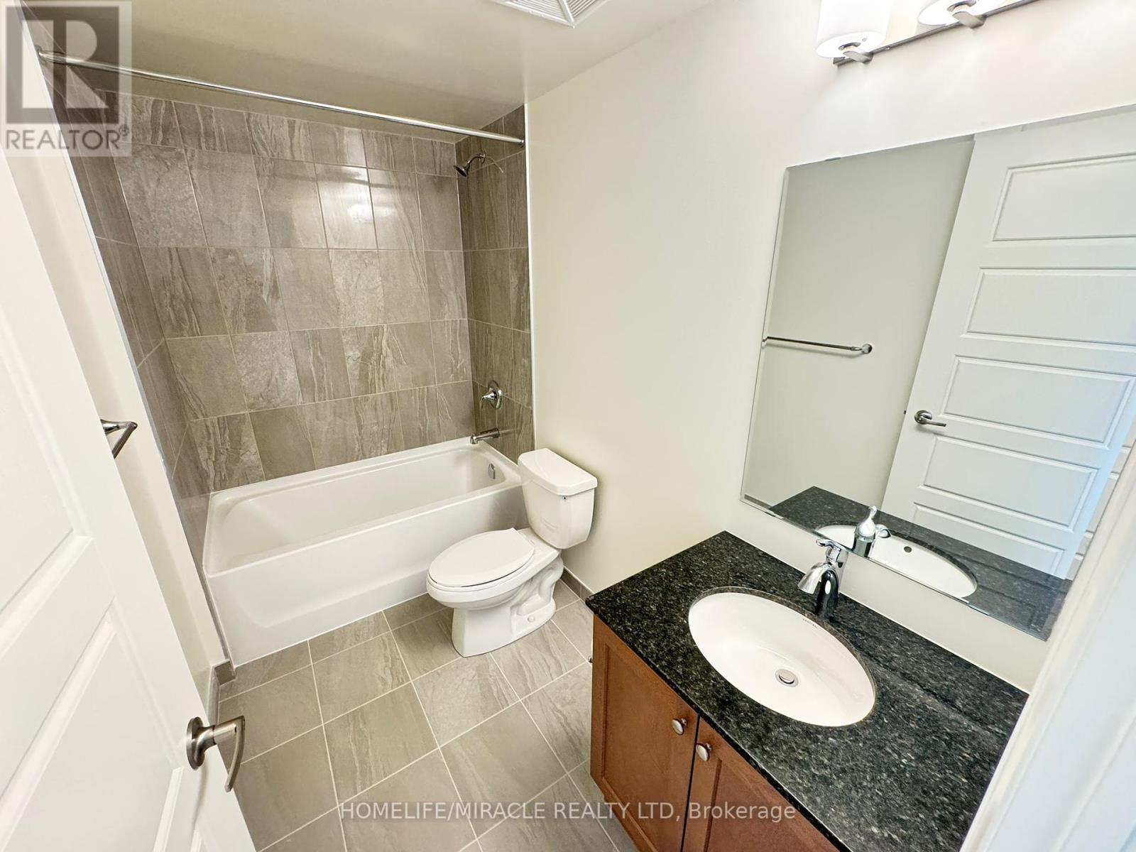1008 - 3006 William Cutmore Boulevard, Oakville, Ontario  L6H 8A4 - Photo 11 - W12211351