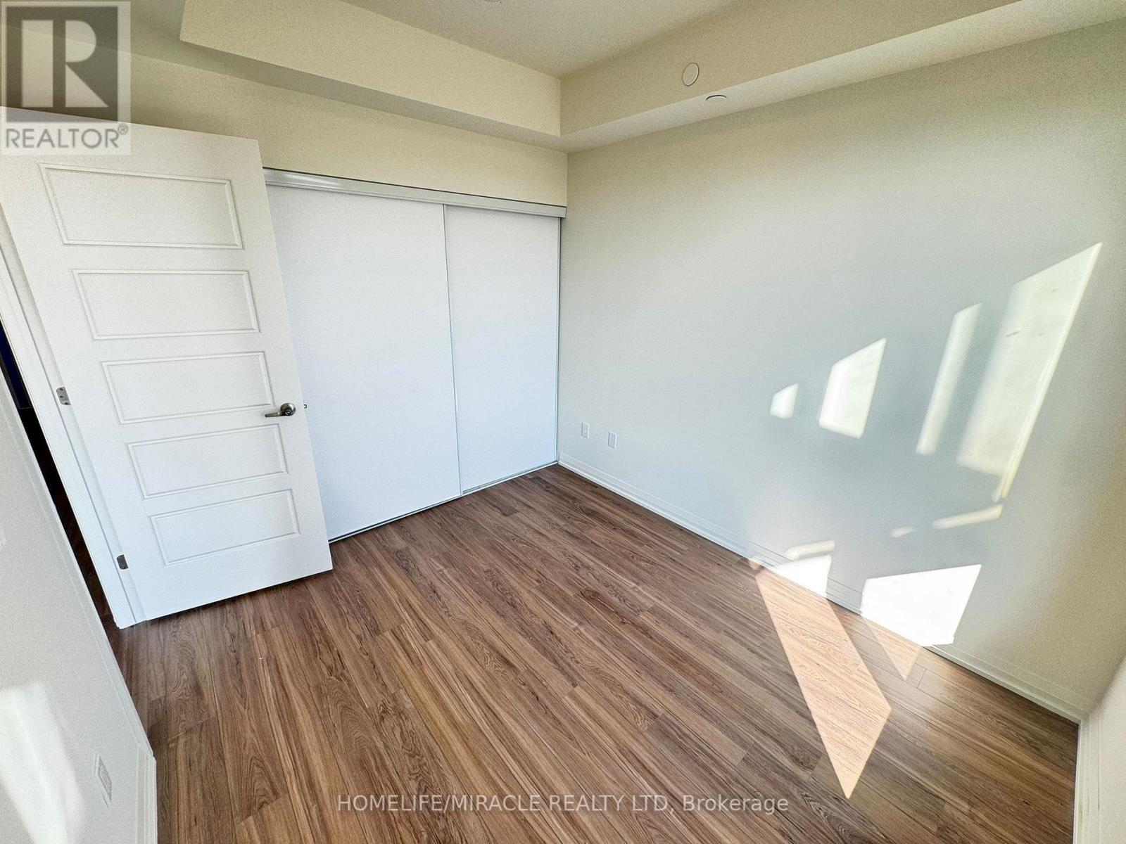1008 - 3006 William Cutmore Boulevard, Oakville, Ontario  L6H 8A4 - Photo 14 - W12211351