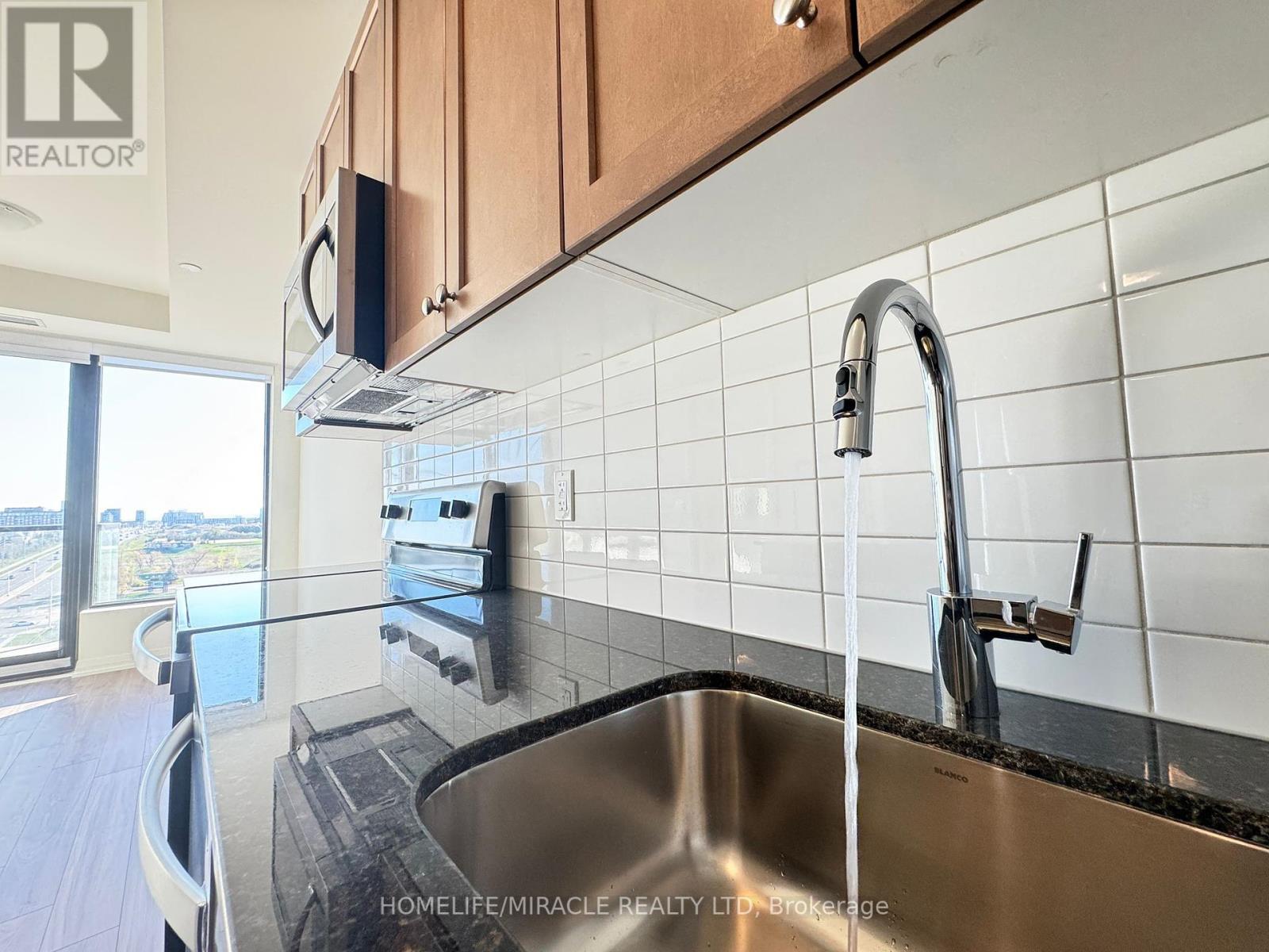 1008 - 3006 William Cutmore Boulevard, Oakville, Ontario  L6H 8A4 - Photo 8 - W12211351