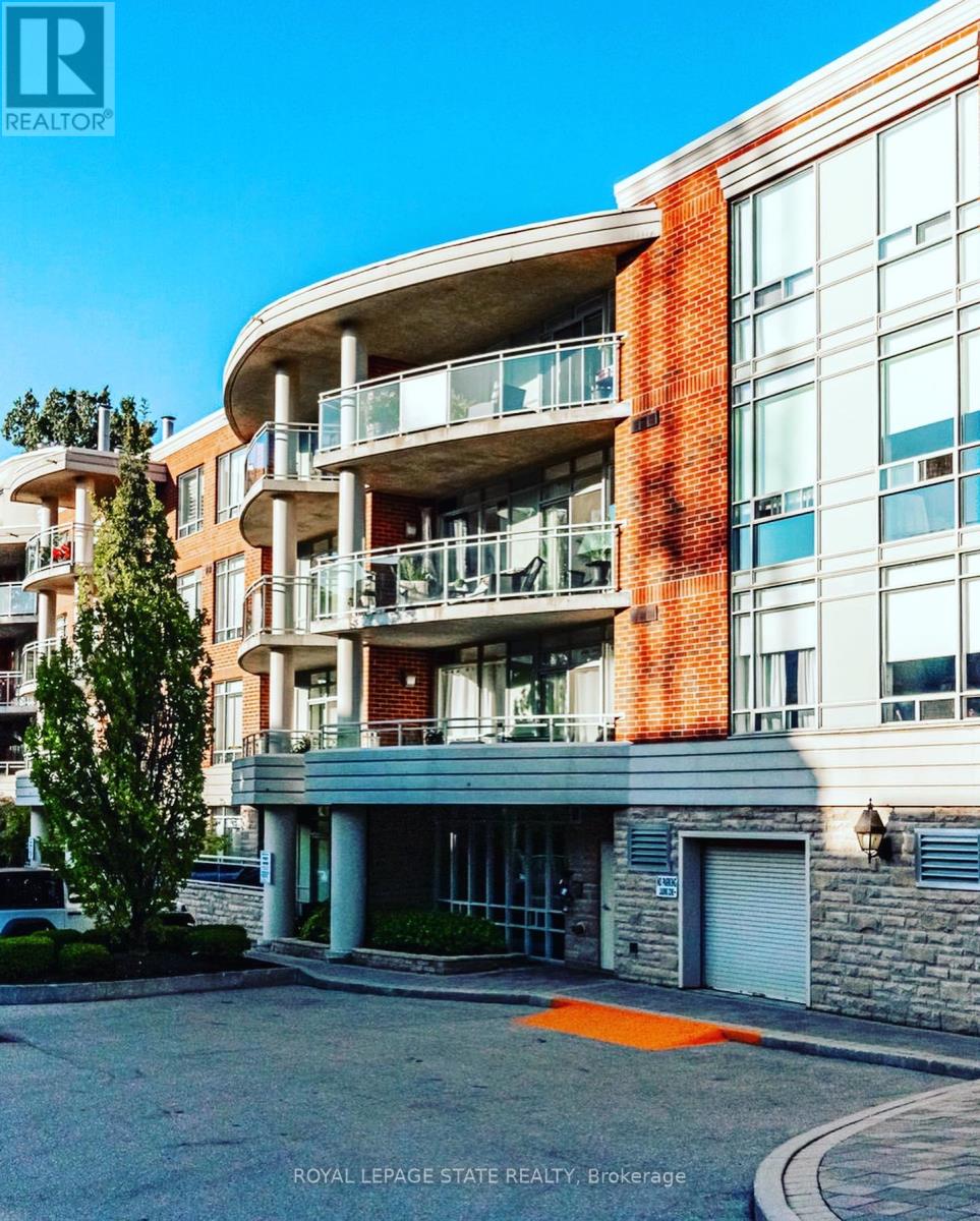 310 - 125 WILSON STREET W, Hamilton, Ontario