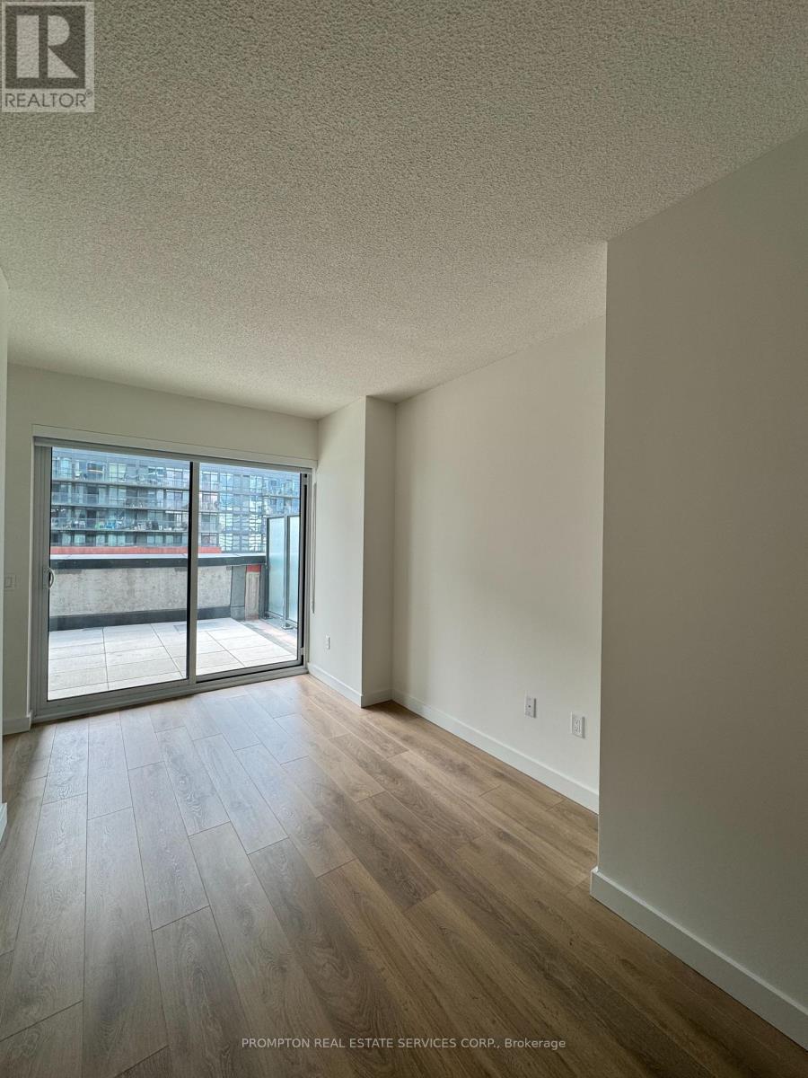 1501 - 3 Concord Cityplace Way, Toronto, Ontario  M5V 0X3 - Photo 8 - C12205633
