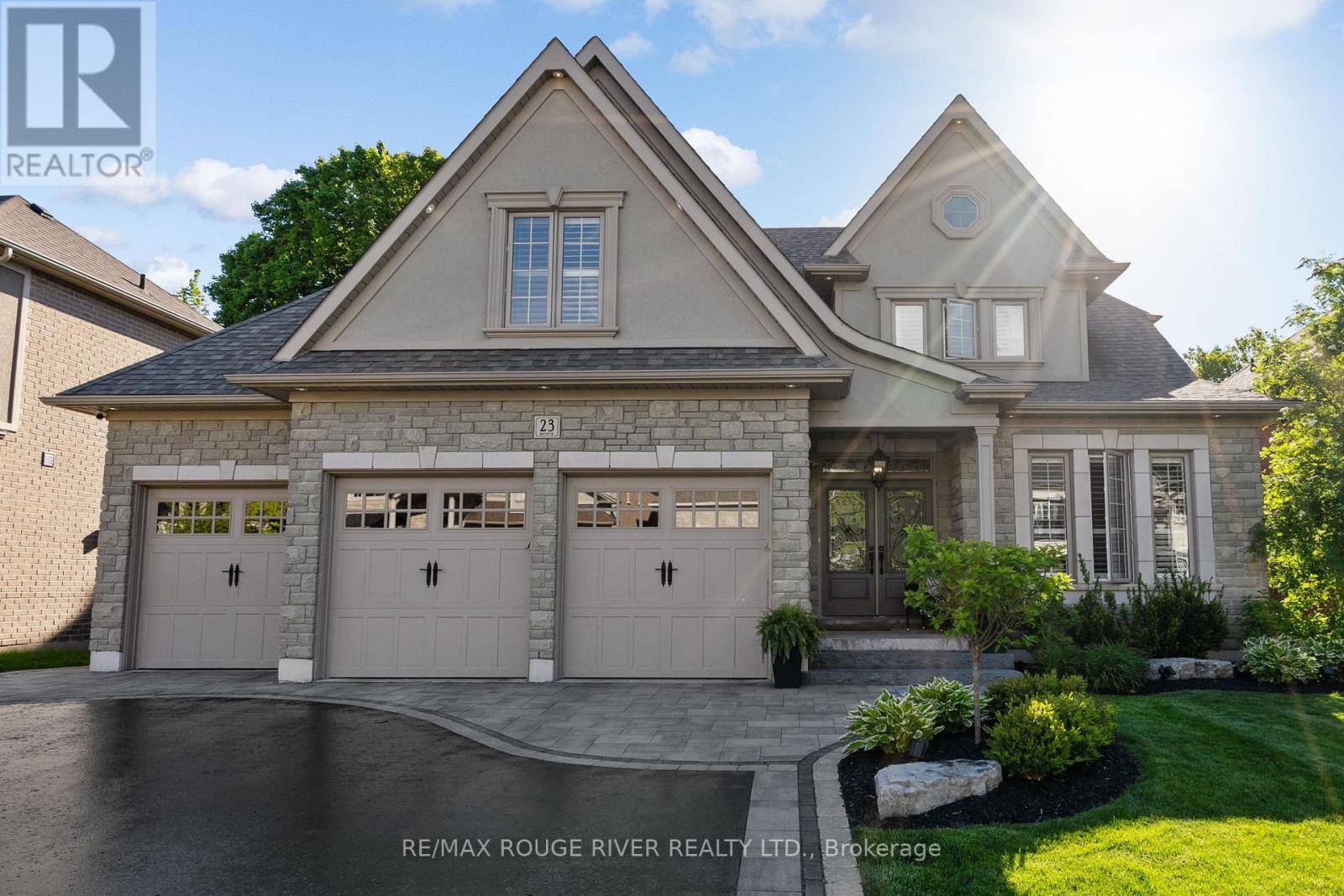 23 Gilchrist Court, Whitby, Ontario  L1R 2P3 - Photo 2 - E12180533