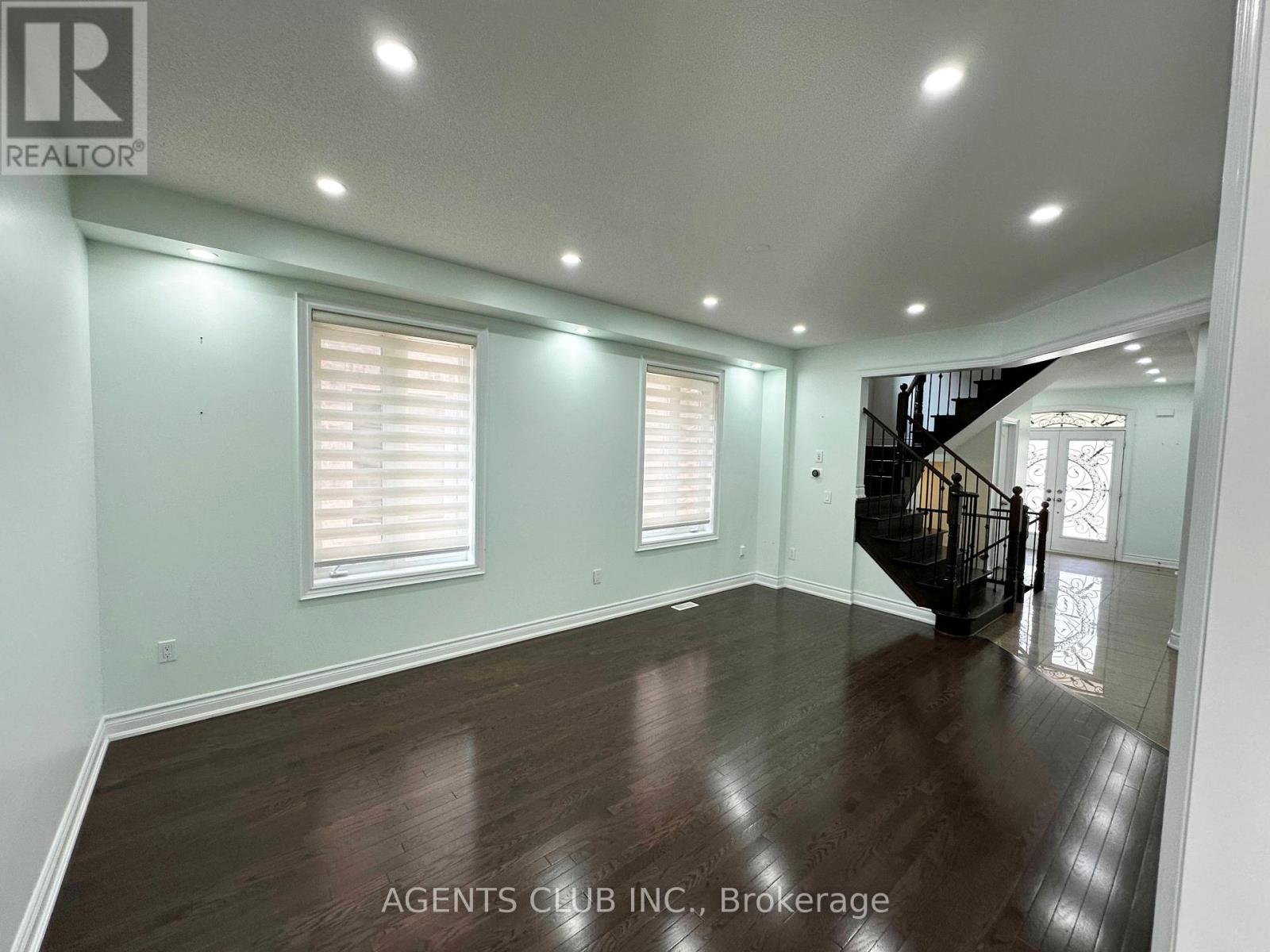 205 Via Toscana, Vaughan (Vellore Village), Ontario  L4H 0Z1 - Photo 10 - N12199637