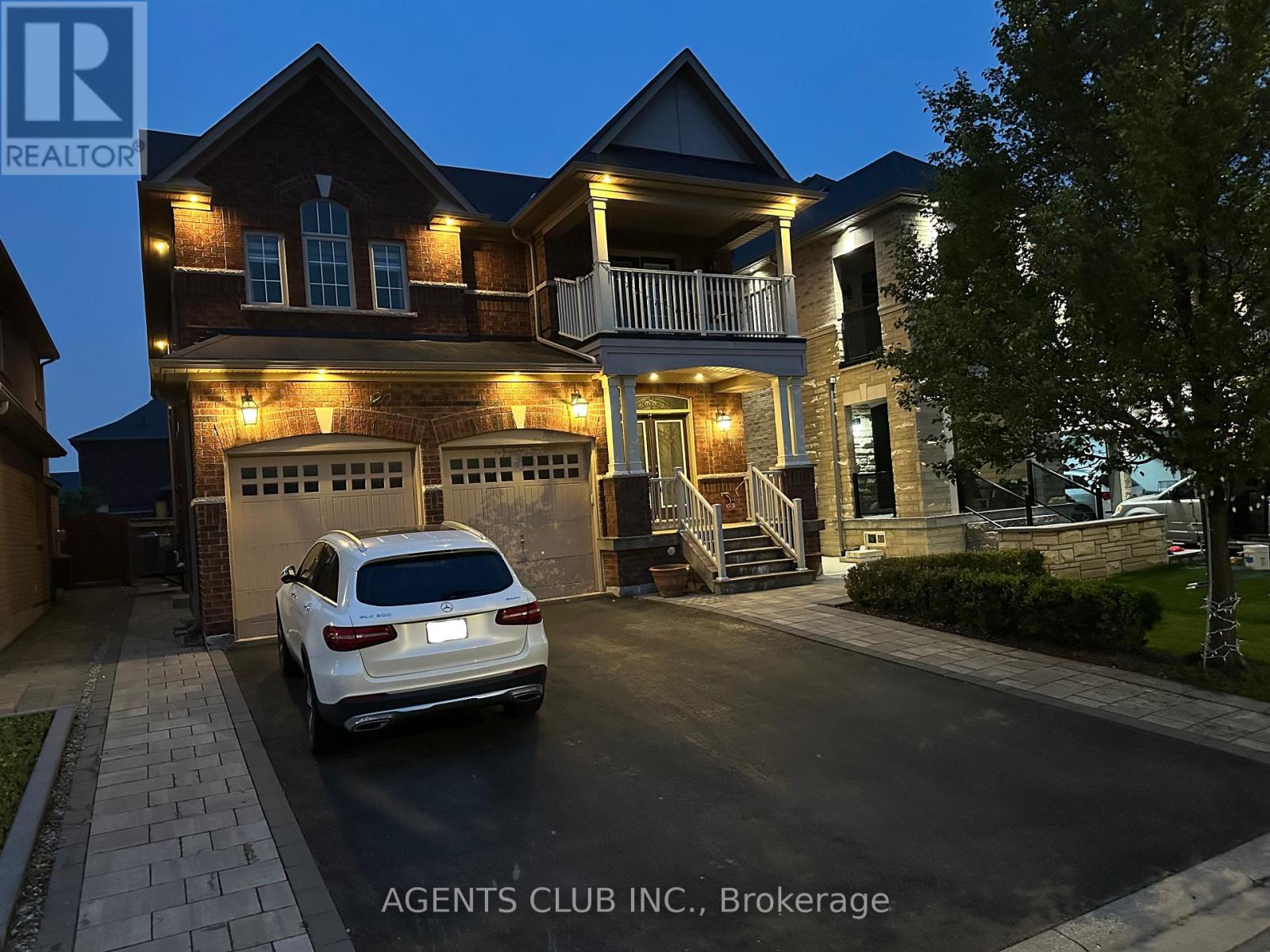205 Via Toscana, Vaughan (Vellore Village), Ontario  L4H 0Z1 - Photo 2 - N12199637