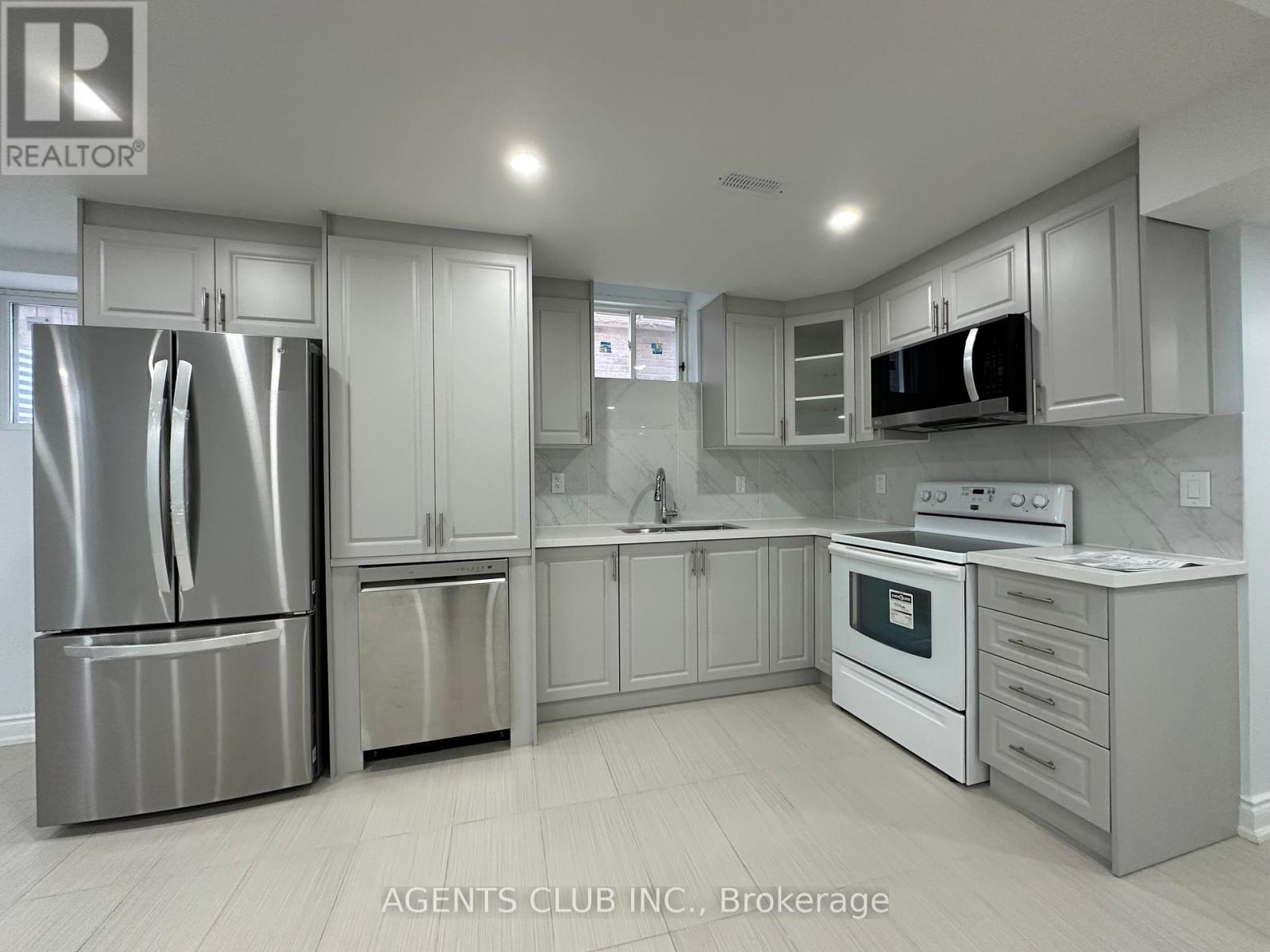 205 Via Toscana, Vaughan (Vellore Village), Ontario  L4H 0Z1 - Photo 38 - N12199637