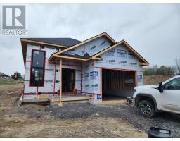 18 CEDARWOOD STREET, Quinte West, Ontario
