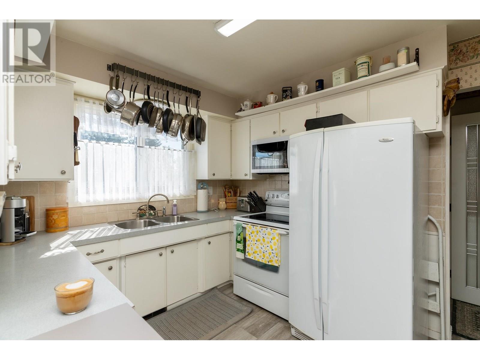 216 Portage Street, Prince George, British Columbia  V2M 4N4 - Photo 13 - R3014067