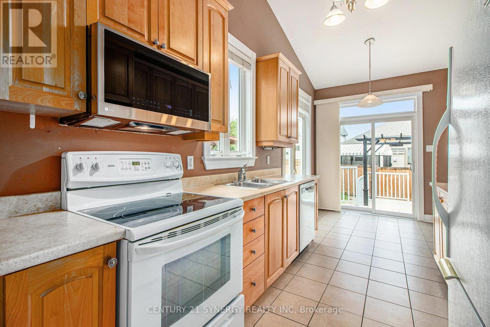 133 Royal Landing Gate, North Grenville, Ontario  K0G 1J0 - Photo 10 - X12211382