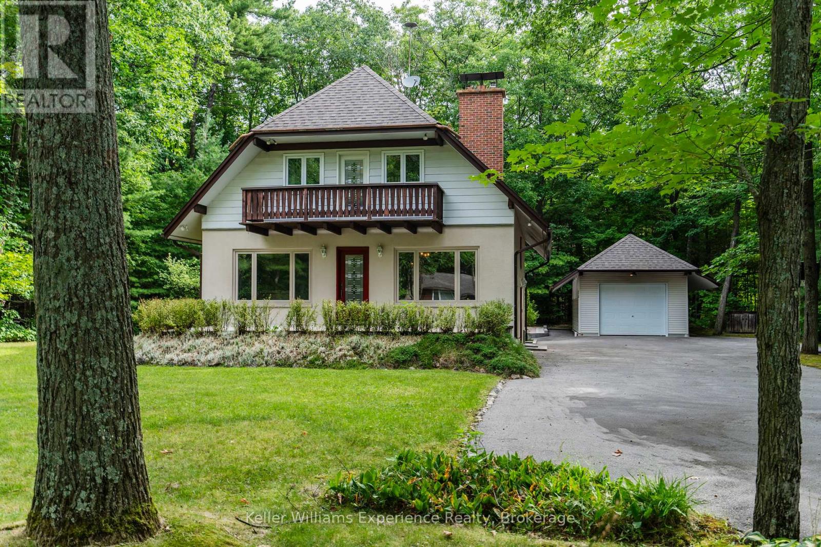 9 BOURGEOIS COURT, Tiny, Ontario