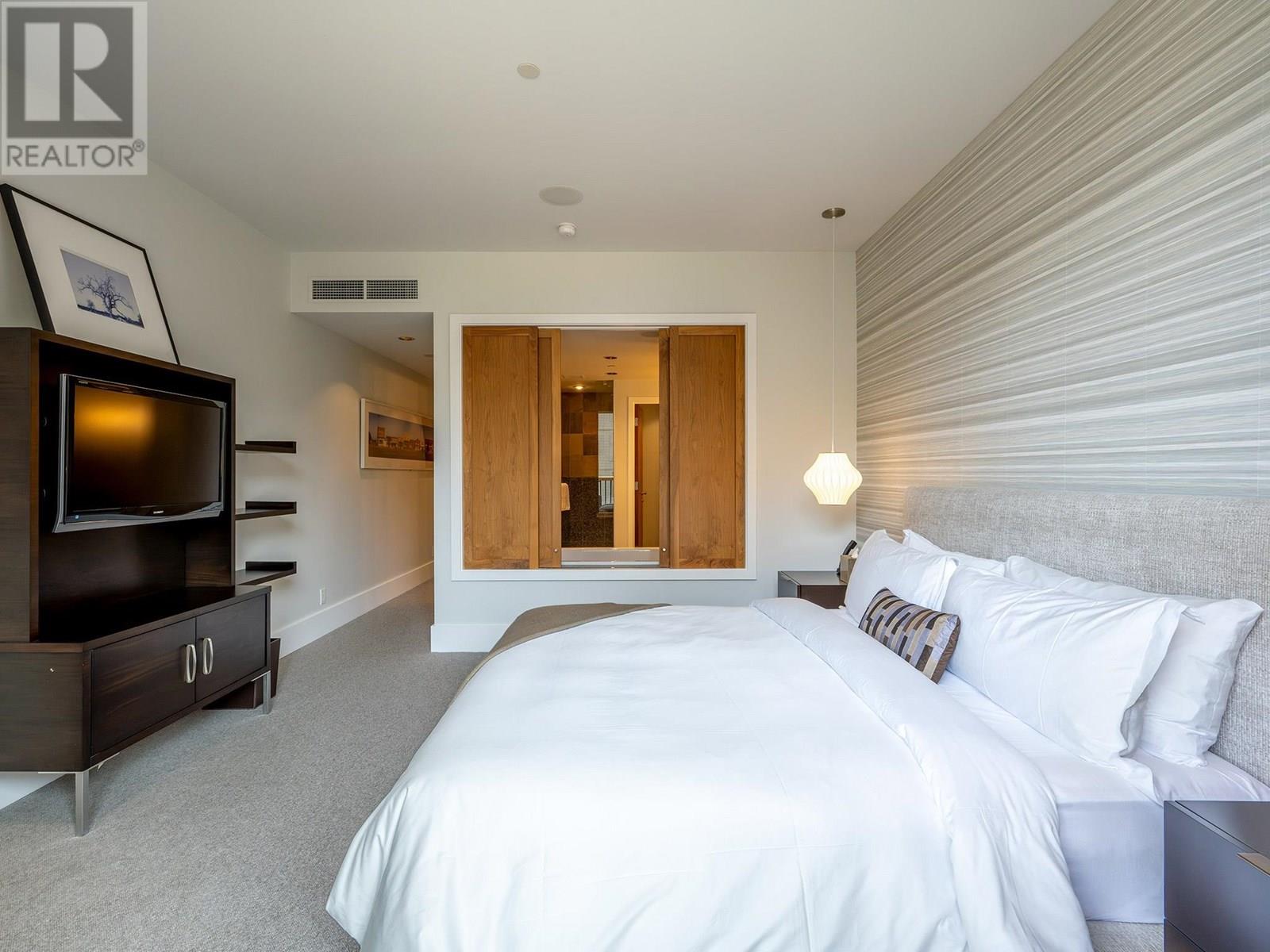 33 4617 Blackcomb Way, Whistler, British Columbia  V8E 0Y4 - Photo 24 - R3014052
