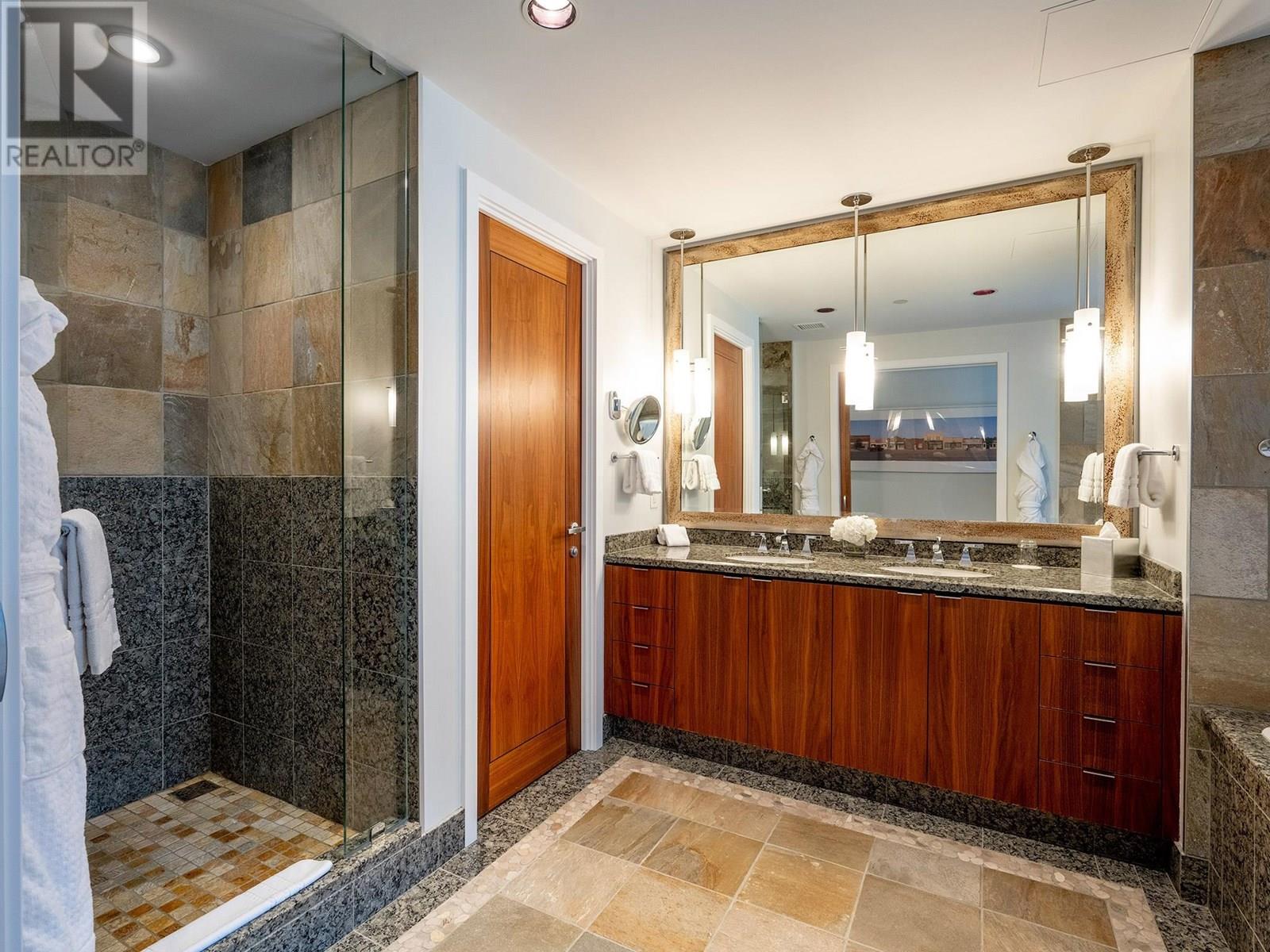 33 4617 Blackcomb Way, Whistler, British Columbia  V8E 0Y4 - Photo 26 - R3014052