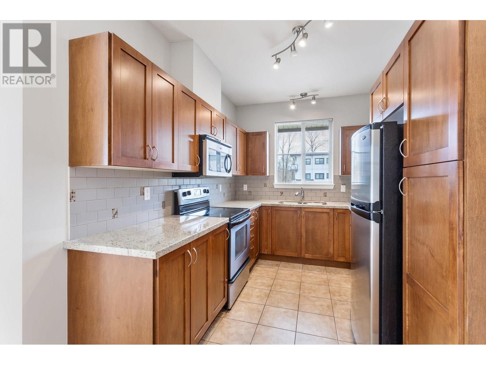 406 2336 Whyte Avenue, Port Coquitlam, British Columbia  V3C 0A7 - Photo 5 - R3014053