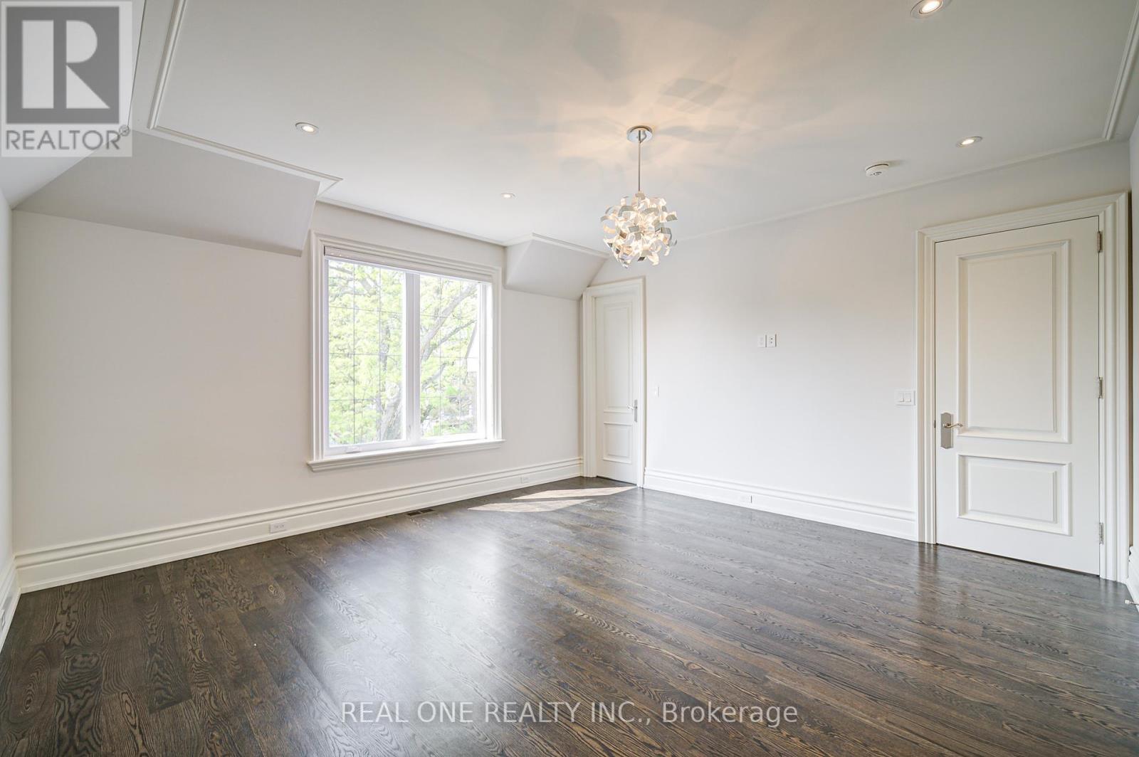 352 Byng Avenue, Toronto, Ontario  M2N 4L5 - Photo 27 - C12194021