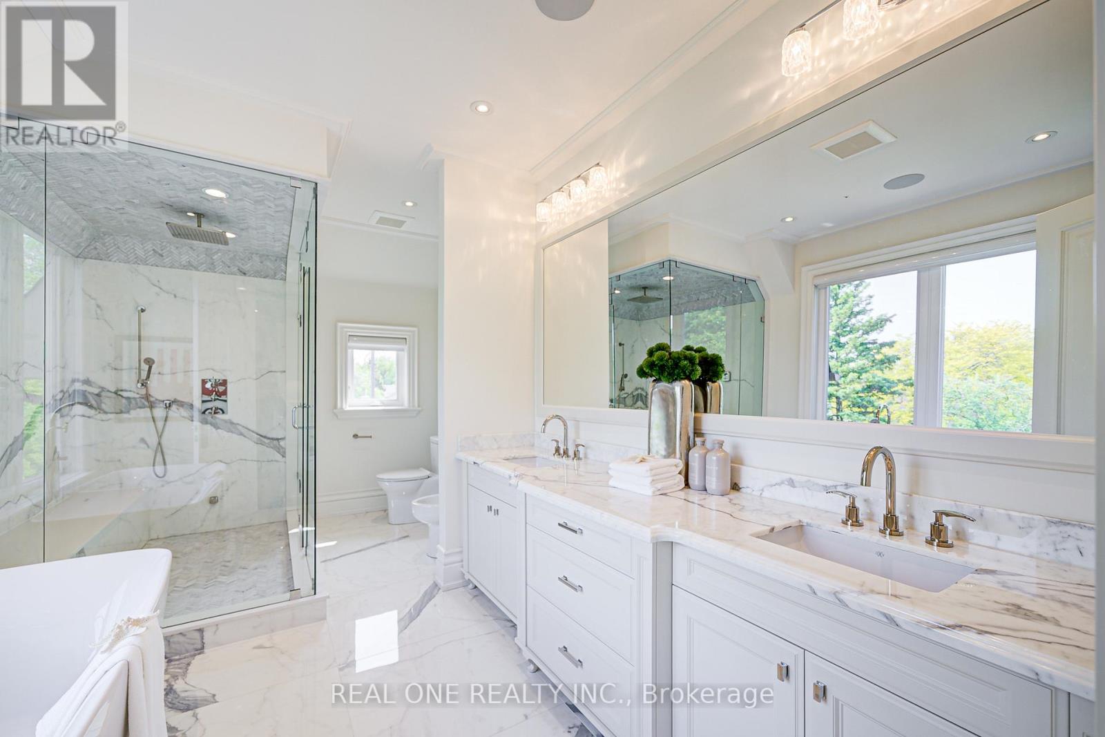 352 Byng Avenue, Toronto, Ontario  M2N 4L5 - Photo 35 - C12194021