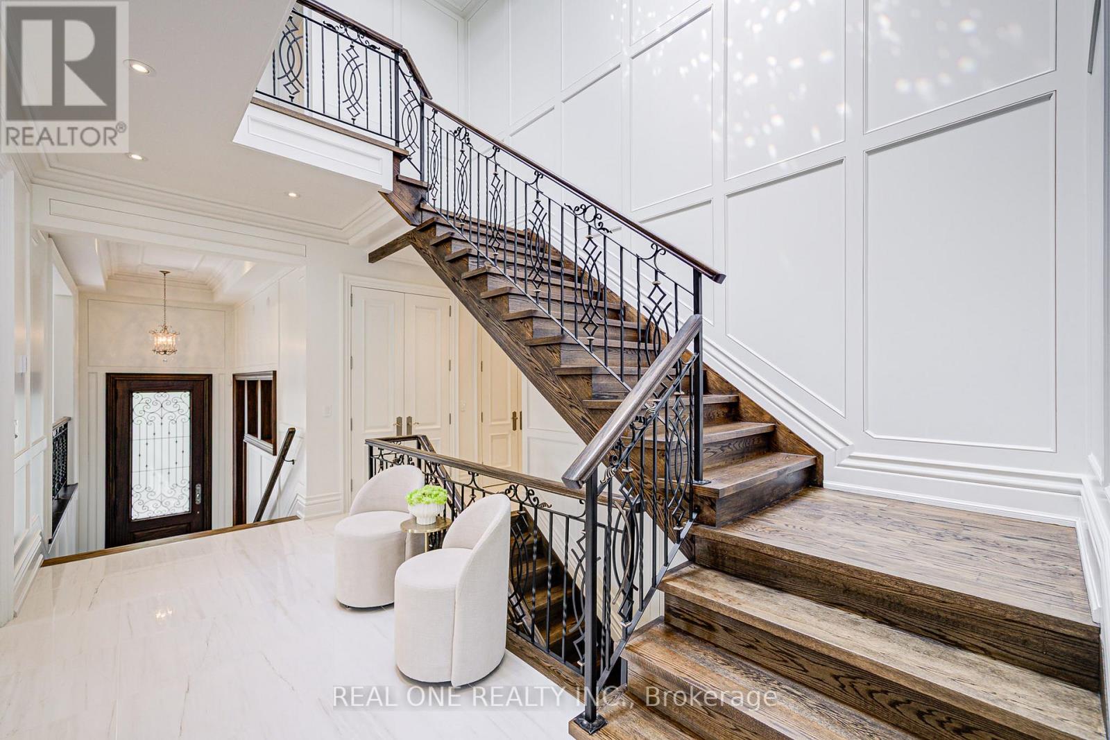 352 Byng Avenue, Toronto, Ontario  M2N 4L5 - Photo 7 - C12194021