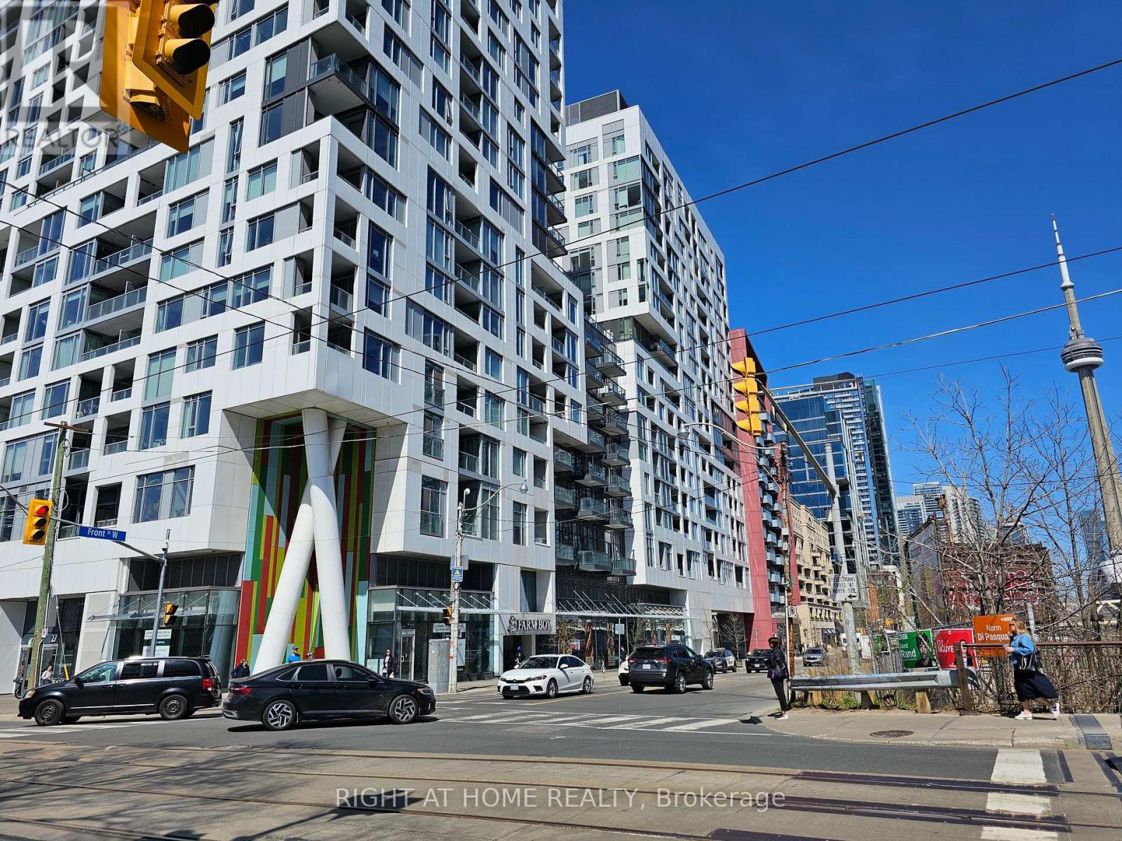 210 - 576 Front Street W, Toronto, Ontario  M5V 0P8 - Photo 37 - C12210585