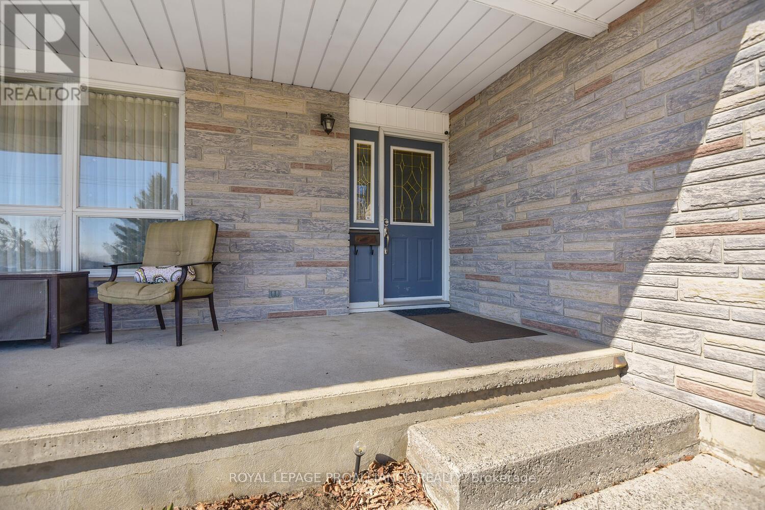 275 Boundary Street, Prescott, Ontario  K0E 1T0 - Photo 2 - X12211383