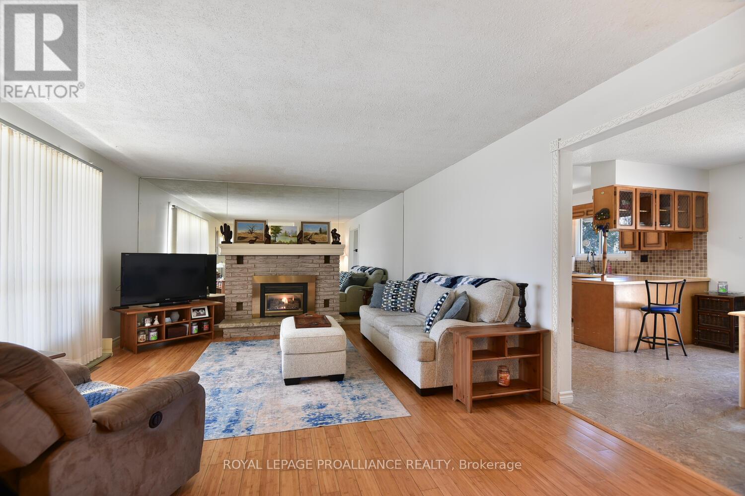 275 Boundary Street, Prescott, Ontario  K0E 1T0 - Photo 3 - X12211383