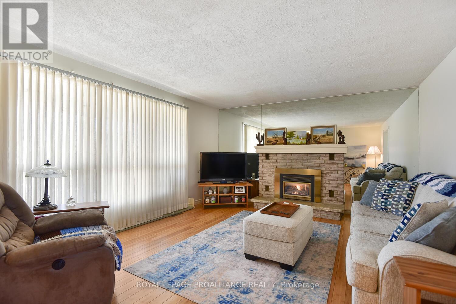 275 Boundary Street, Prescott, Ontario  K0E 1T0 - Photo 4 - X12211383