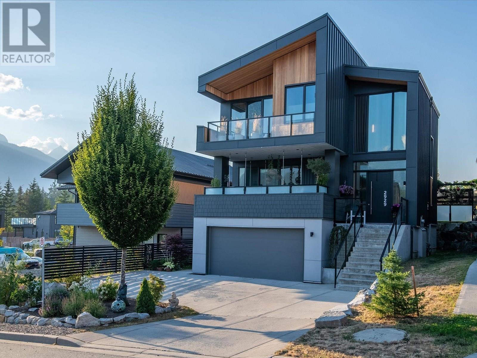 2929 Snowberry Place, Squamish, British Columbia  V8B 1B1 - Photo 37 - R3014074