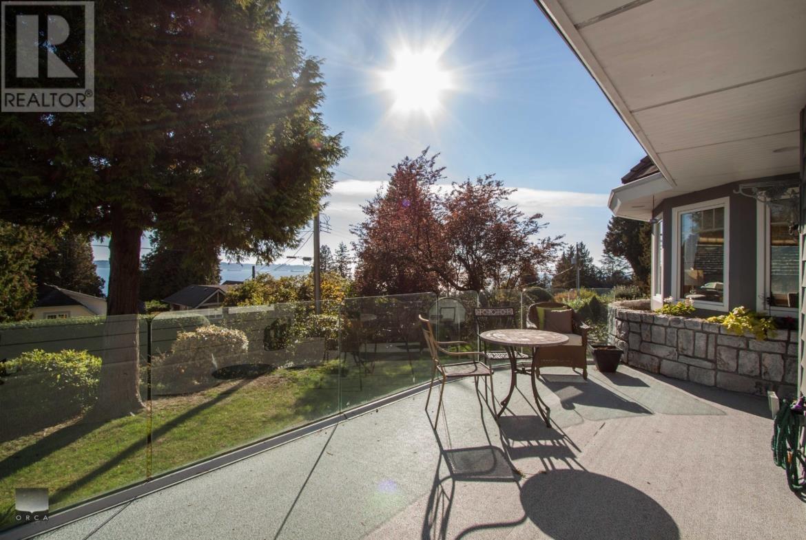 2605 Lawson Avenue, West Vancouver, British Columbia  V7V 2G3 - Photo 29 - R3014102