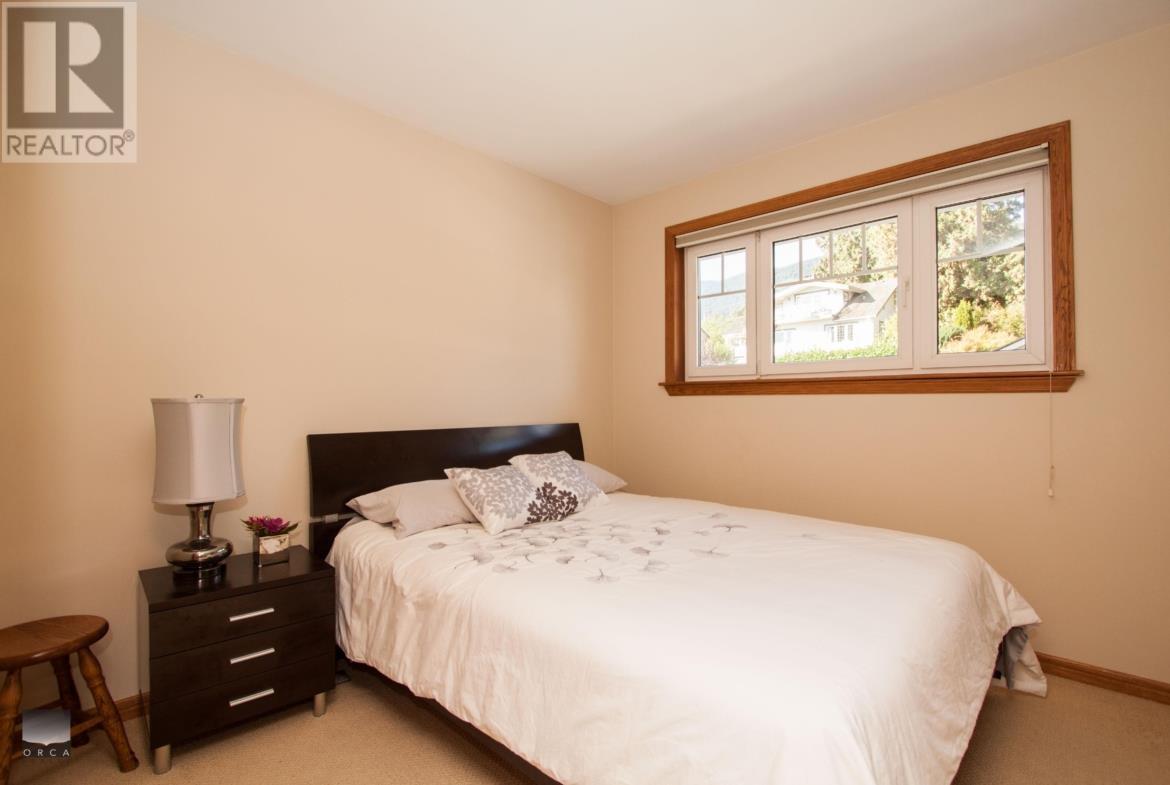 2605 Lawson Avenue, West Vancouver, British Columbia  V7V 2G3 - Photo 9 - R3014102