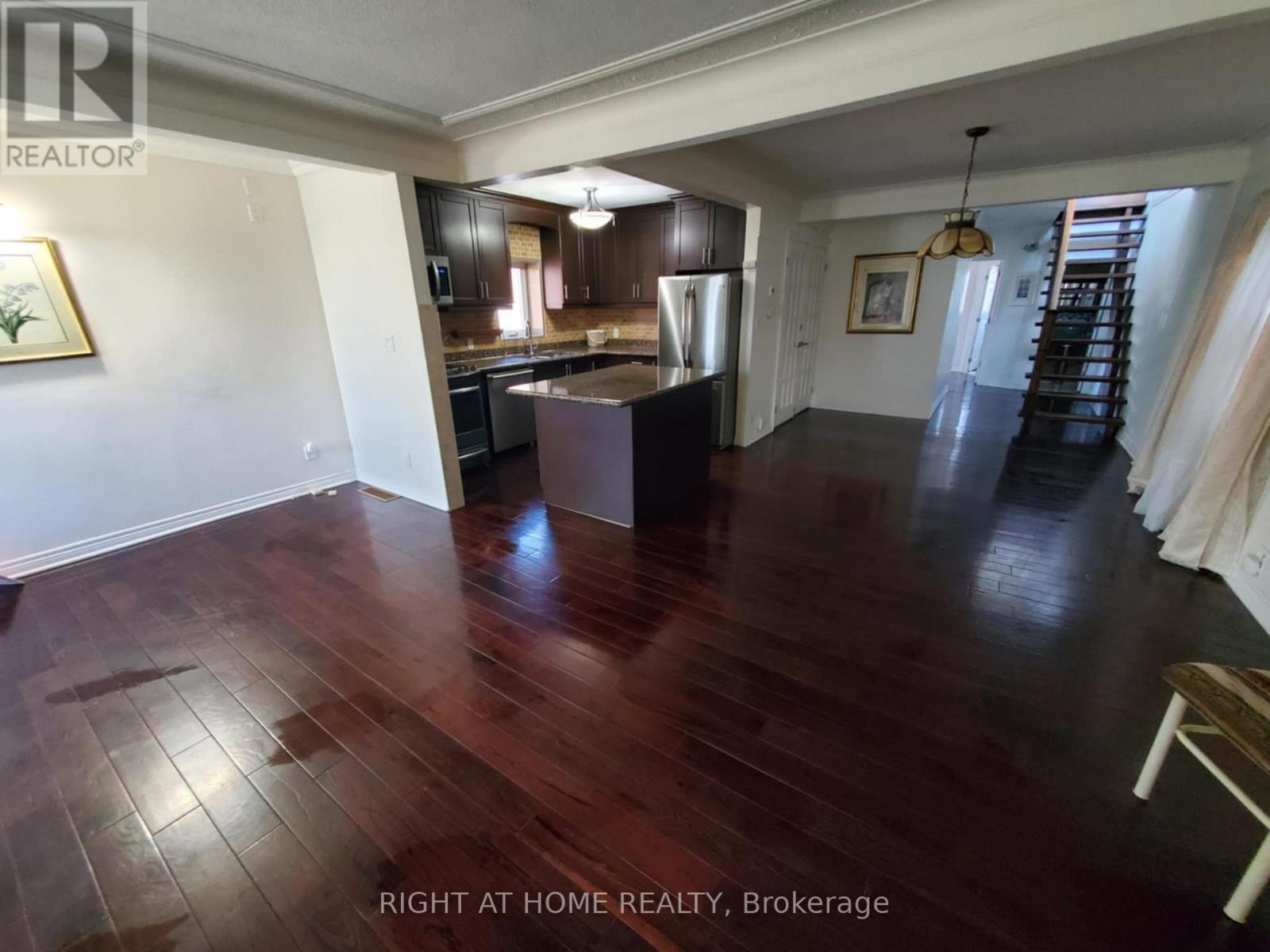 51 Norman Avenue, Toronto, Ontario  M6E 1G9 - Photo 4 - W12200828