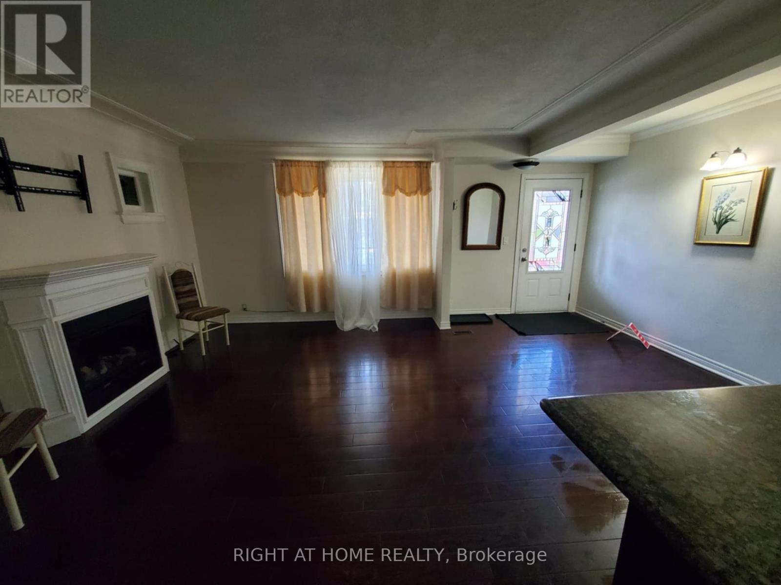 51 Norman Avenue, Toronto, Ontario  M6E 1G9 - Photo 2 - W12200828