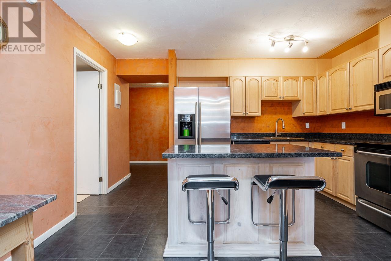 406 3755 Bartlett Court, Burnaby, British Columbia  V3J 7G7 - Photo 2 - R3014037