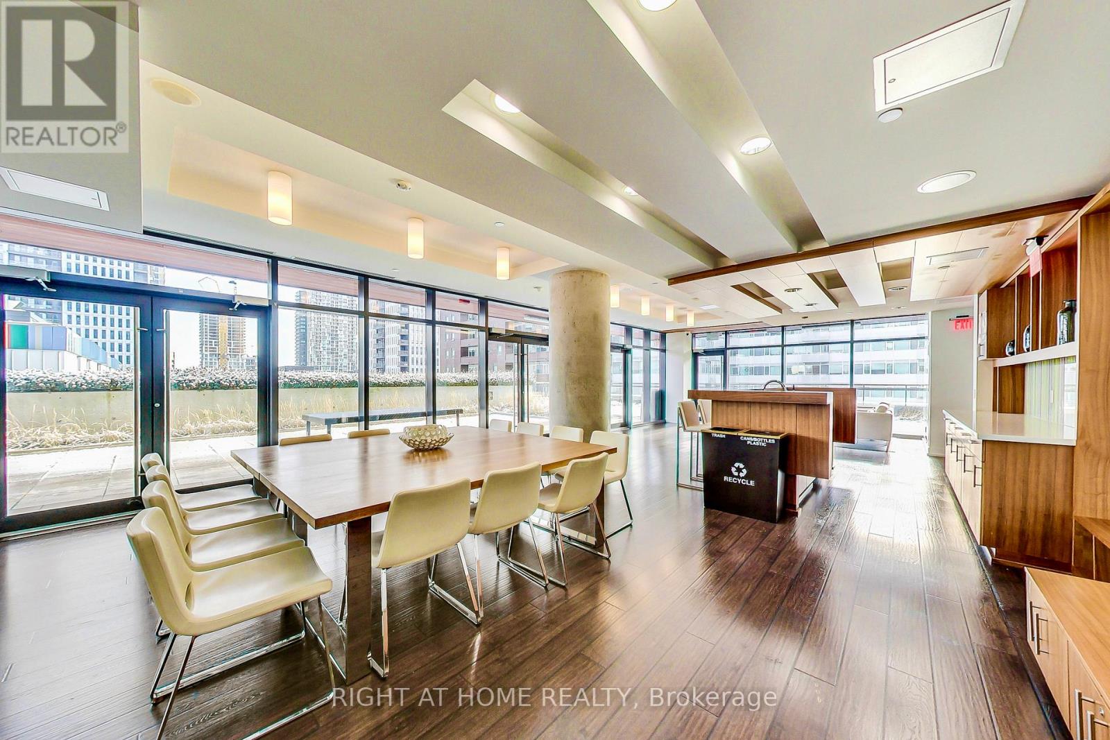 1005 - 225 Sackville Street, Toronto, Ontario  M5A 0B9 - Photo 25 - C12211381