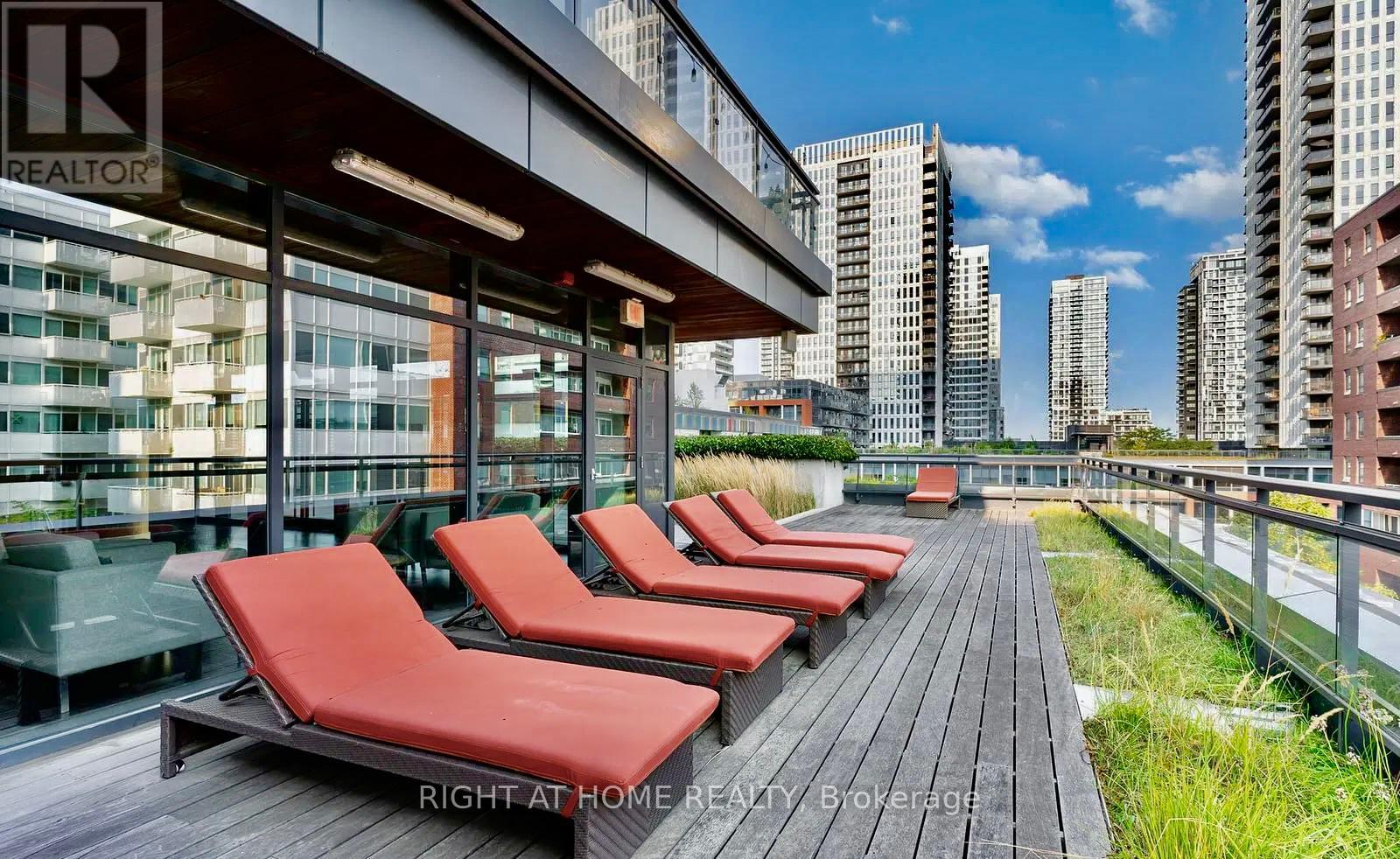 1005 - 225 Sackville Street, Toronto, Ontario  M5A 0B9 - Photo 32 - C12211381
