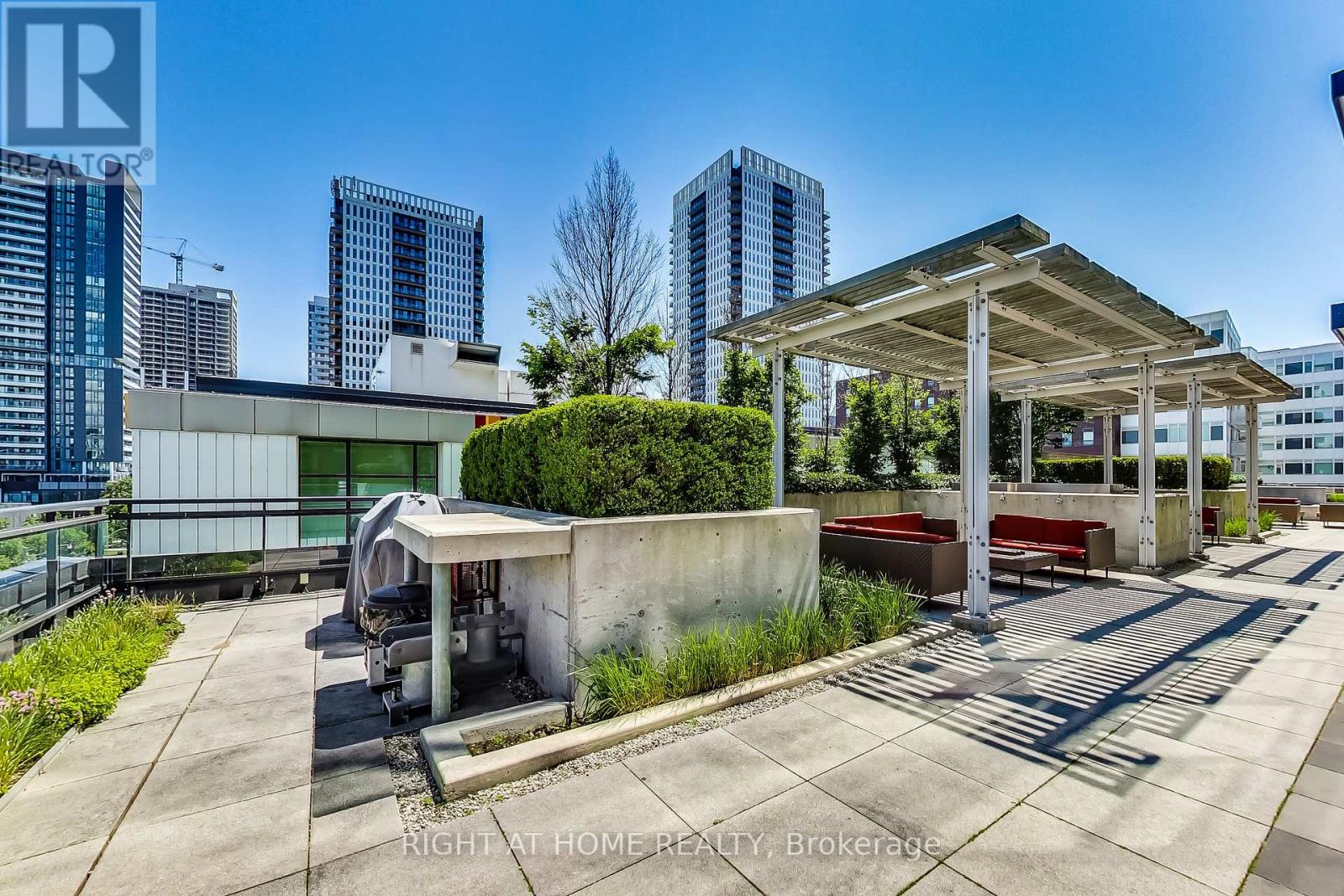1005 - 225 Sackville Street, Toronto, Ontario  M5A 0B9 - Photo 33 - C12211381
