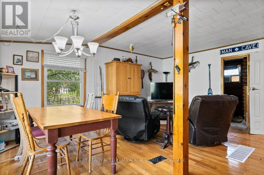 1341 South Shore Road, Greater Napanee, Ontario  K7R 3K7 - Photo 7 - X12189611