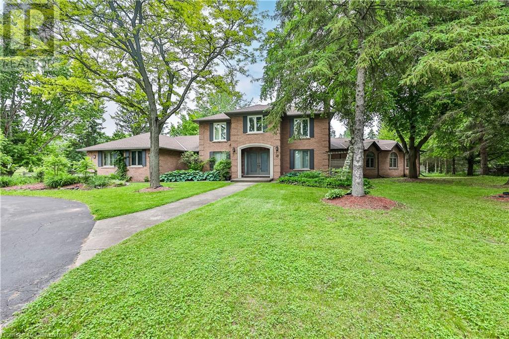 10 KARENDALE Crescent, freelton, Ontario