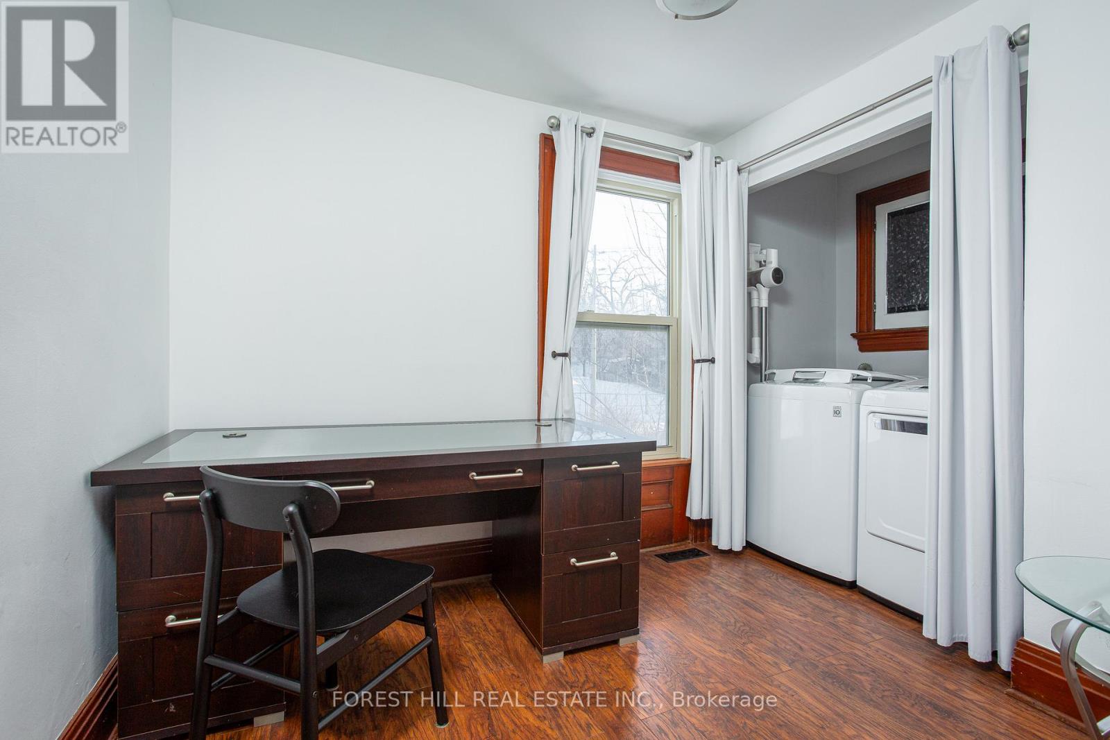 24 Penetang Street, Barrie, Ontario  L4M 1V6 - Photo 15 - S12211372