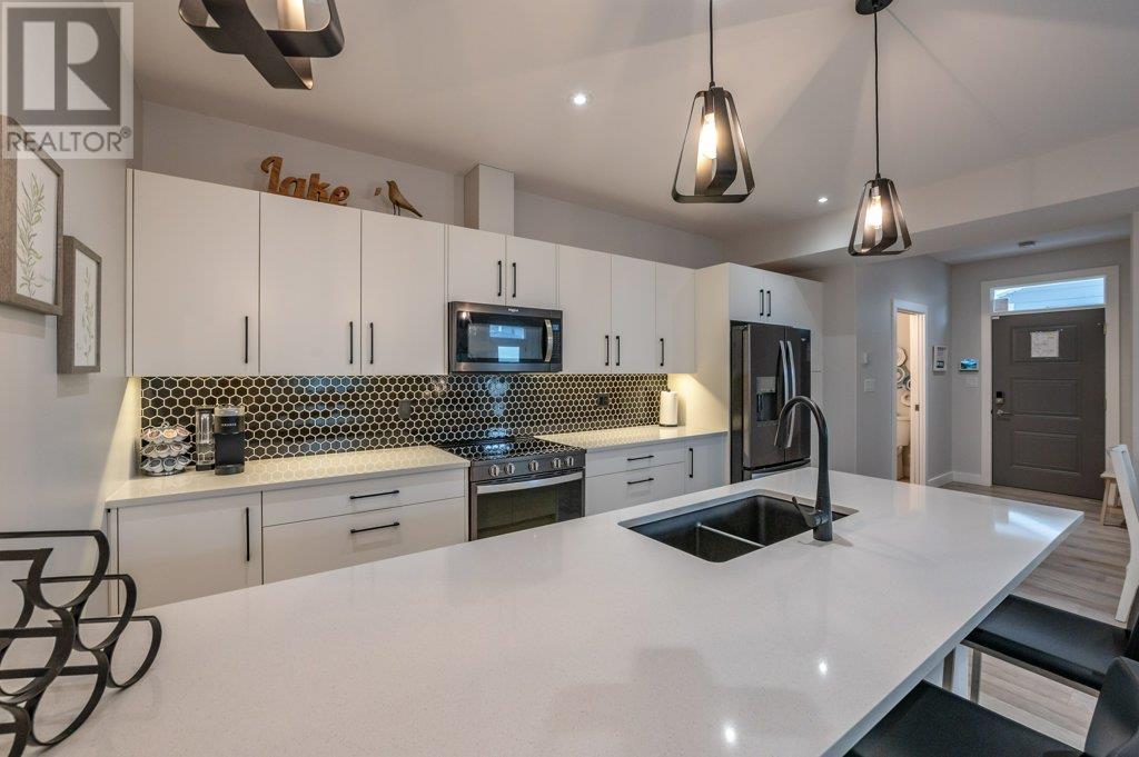 535 Westminster Avenue W Unit# 102, Penticton, British Columbia  V2A 1K4 - Photo 5 - 10351454