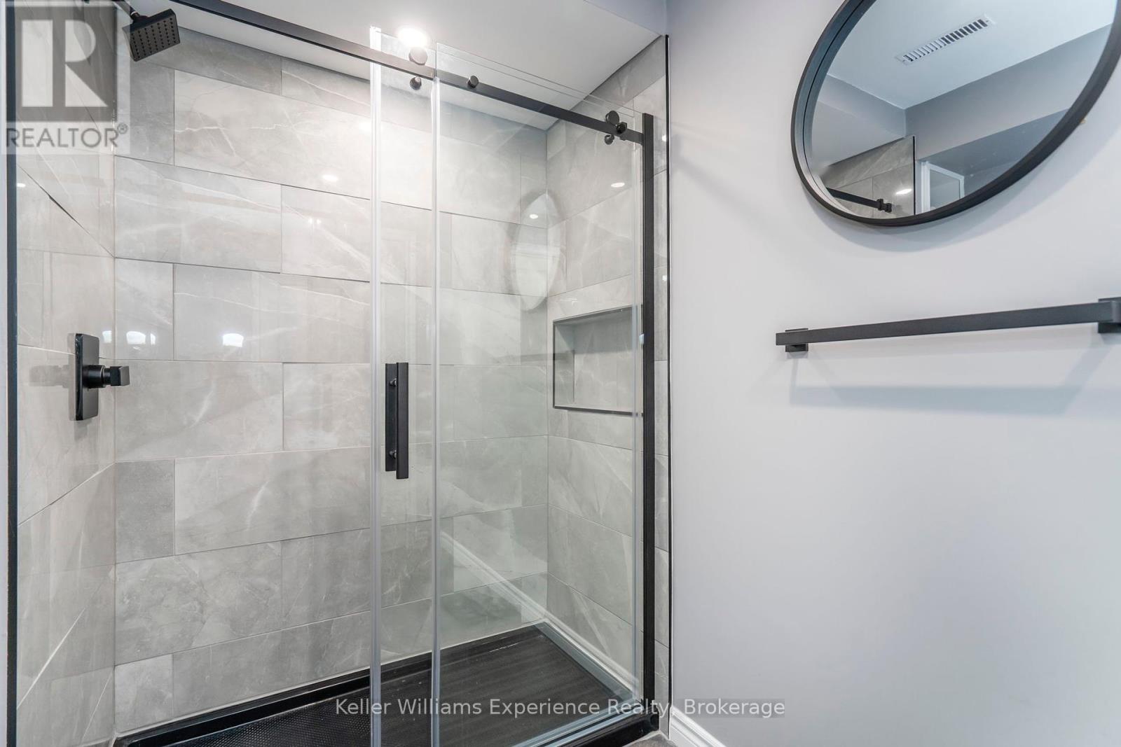 939 Stollar Place, Midland, Ontario  L4R 0A6 - Photo 17 - S12081236