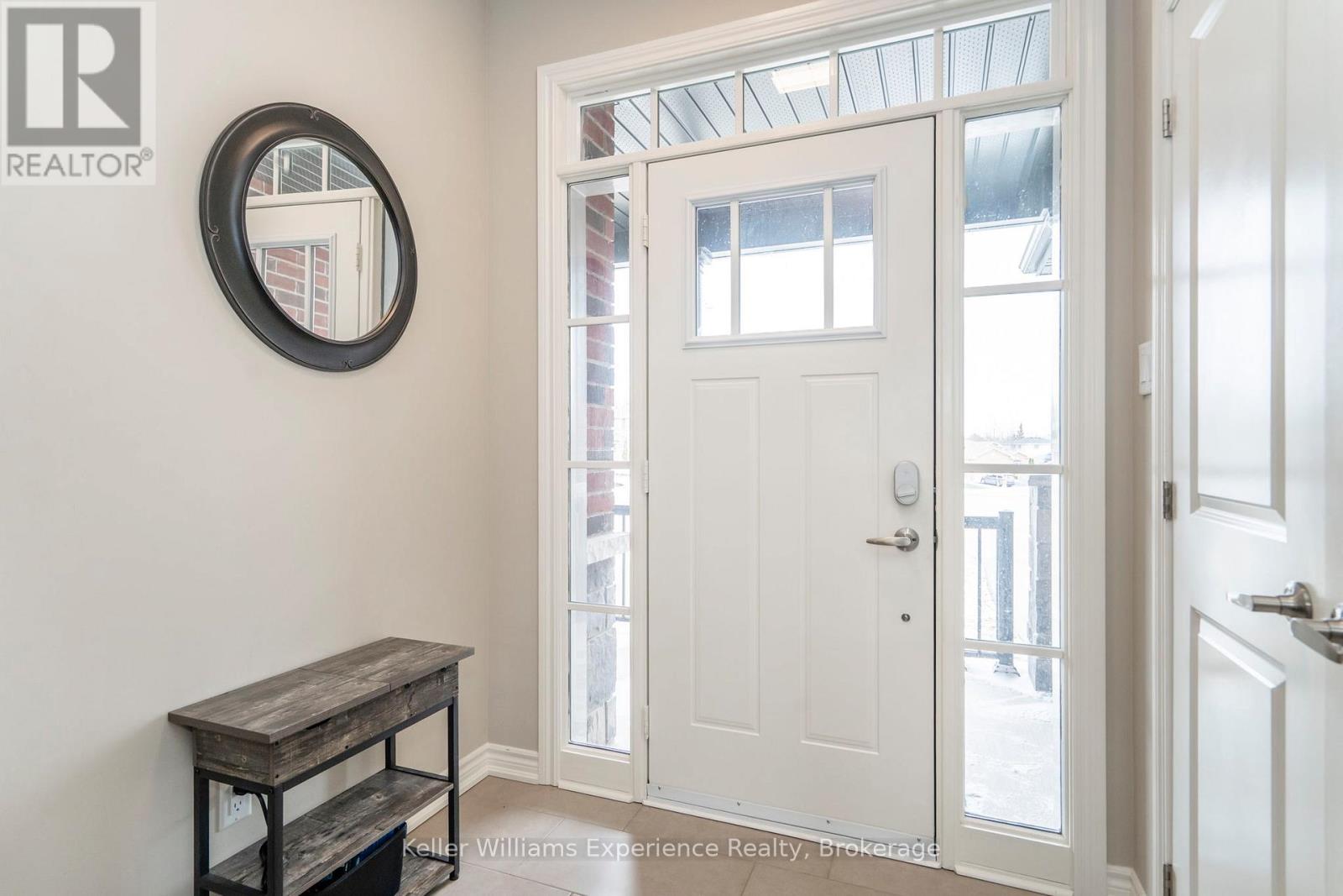 939 Stollar Place, Midland, Ontario  L4R 0A6 - Photo 4 - S12081236