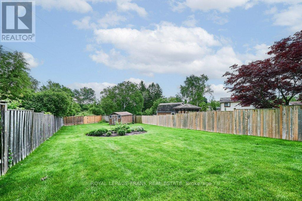 1269 Ludlow Court, Oshawa (Centennial), Ontario  L1G 7K5 - Photo 6 - E12202179