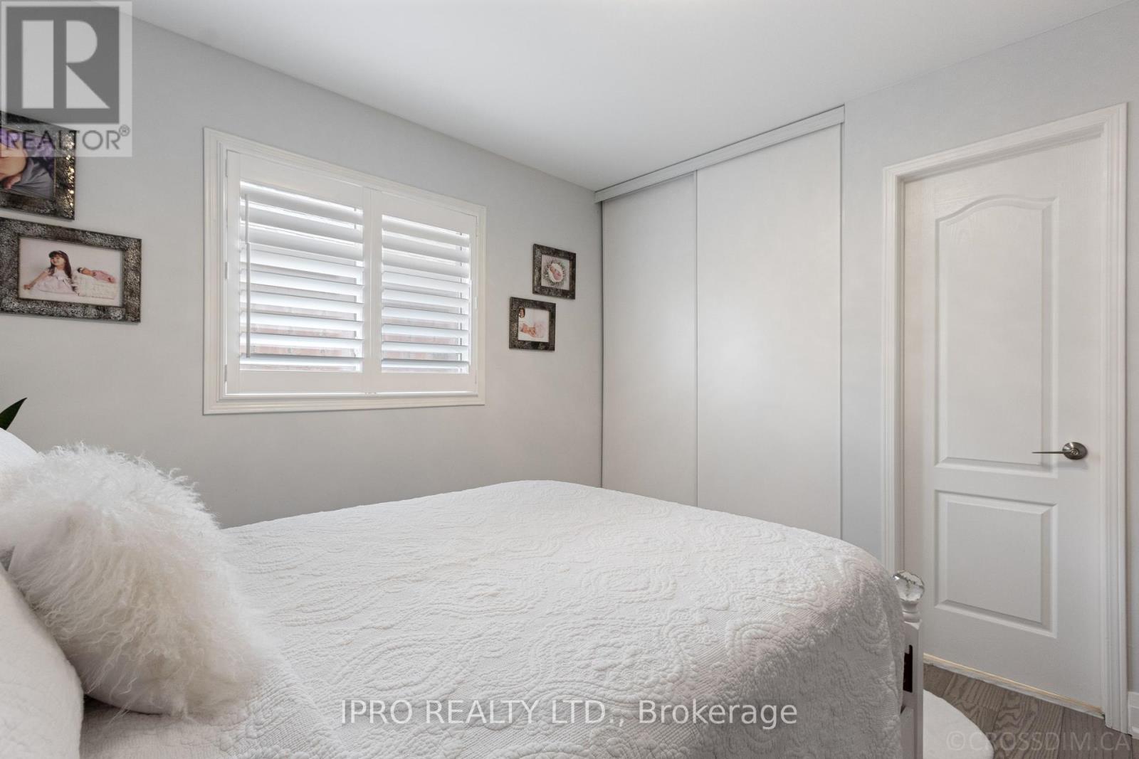 3814 Ridgepoint Way, Mississauga, Ontario  L5N 7T7 - Photo 26 - W12211365