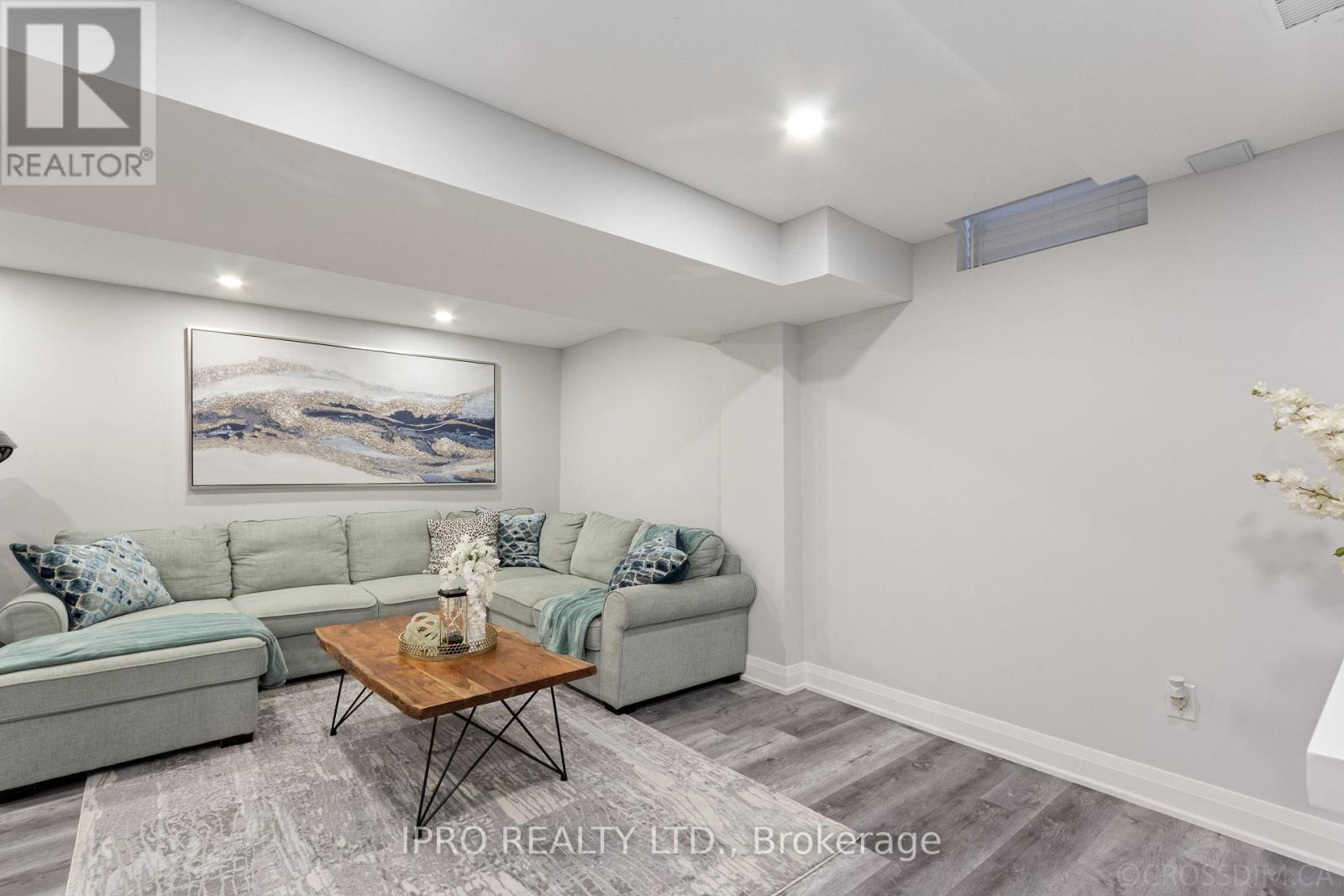 3814 Ridgepoint Way, Mississauga, Ontario  L5N 7T7 - Photo 37 - W12211365