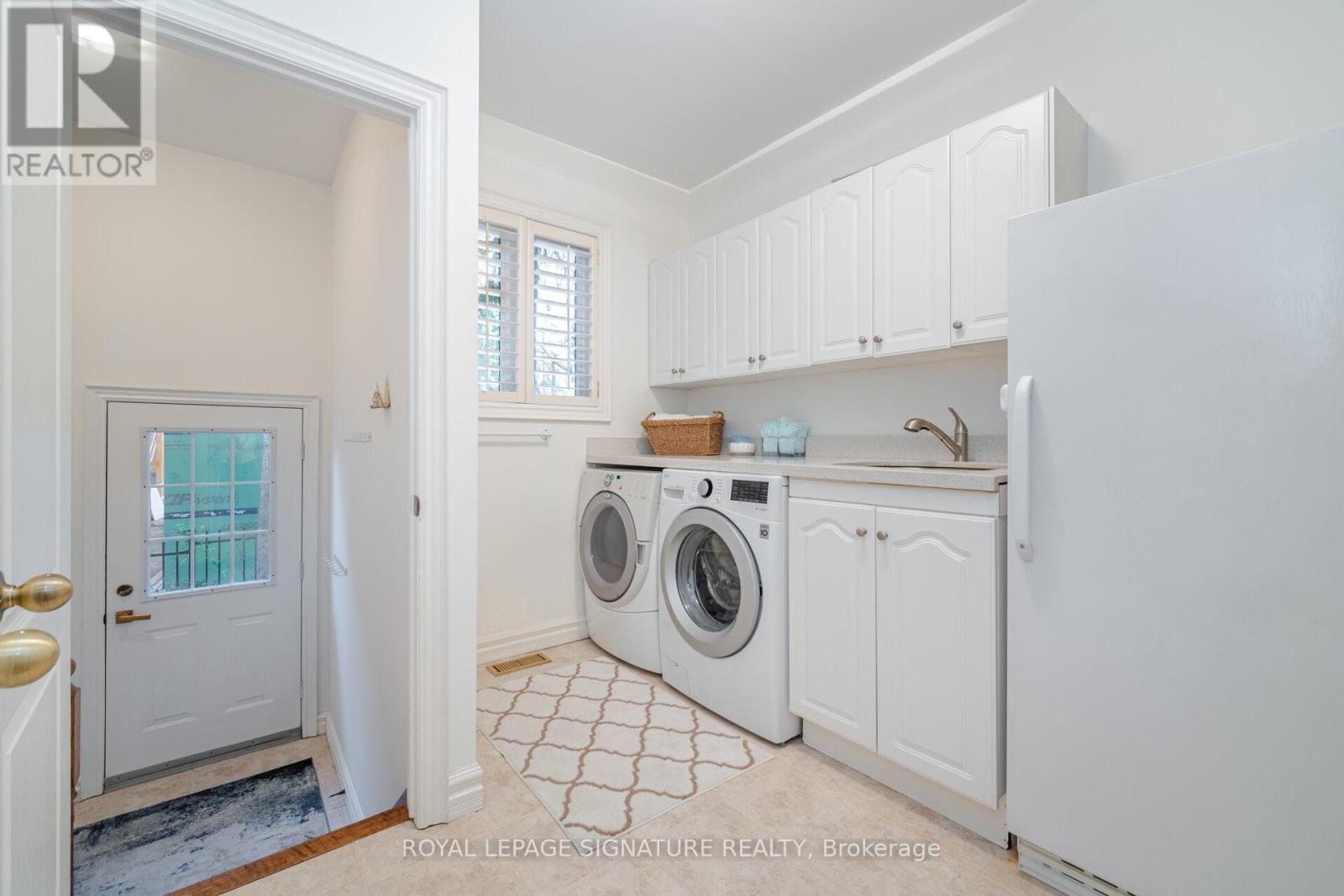 1600 Kenmuir Avenue, Mississauga, Ontario  L5G 4B5 - Photo 14 - W12211371