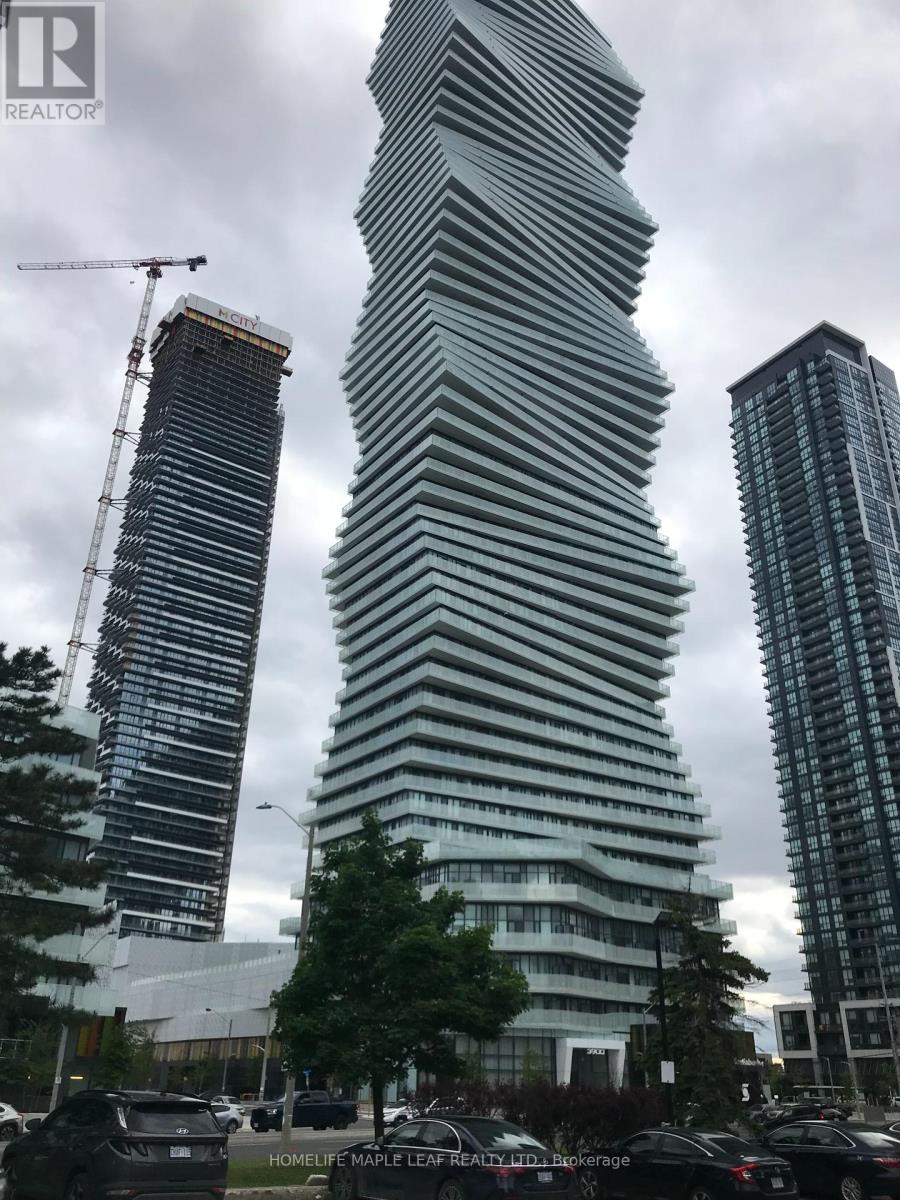 3902 - 3900 CONFEDERATION PARKWAY, Mississauga, Ontario