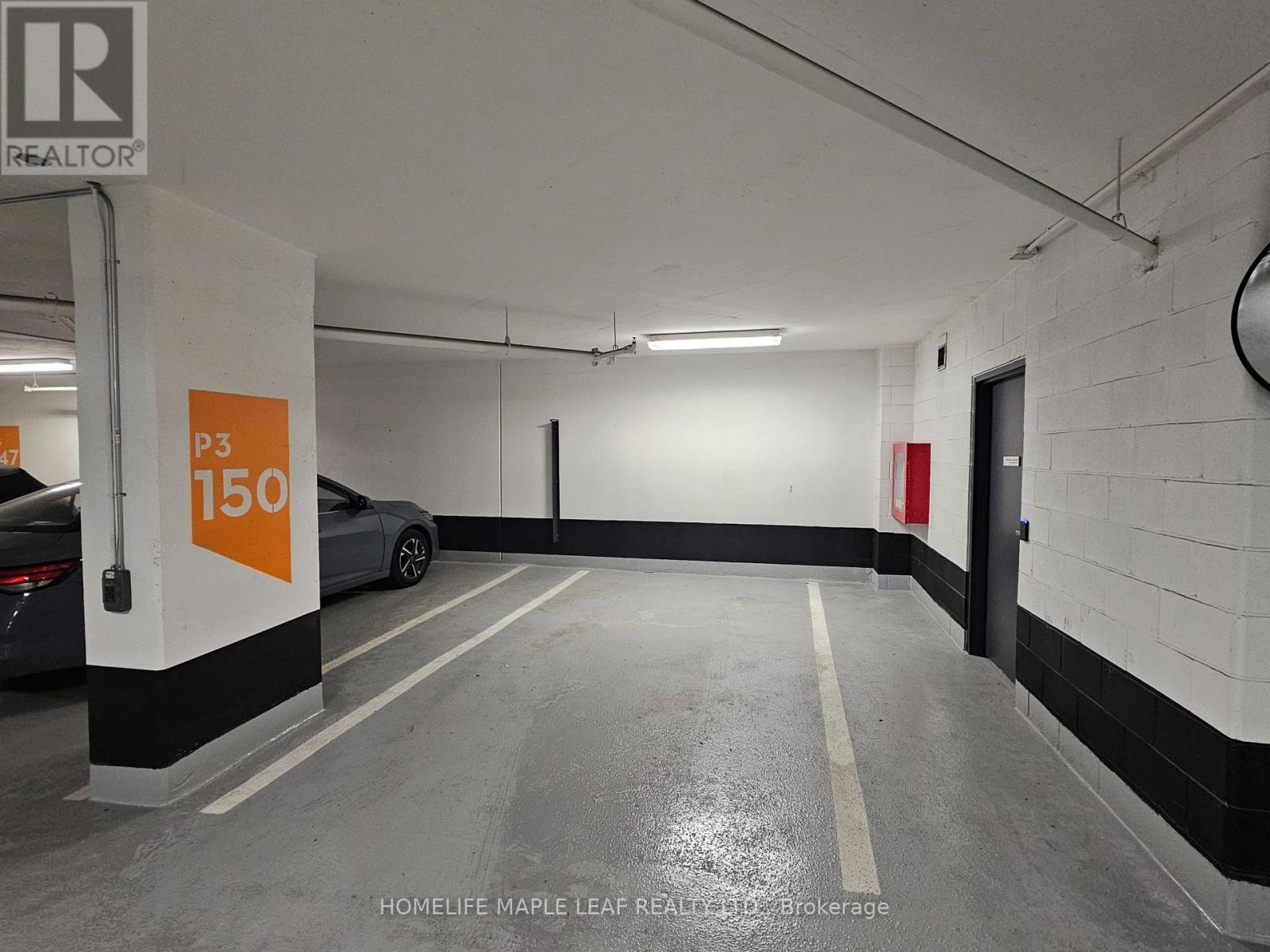 3902 - 3900 Confederation Parkway, Mississauga, Ontario  L5B 0M3 - Photo 13 - W12211376