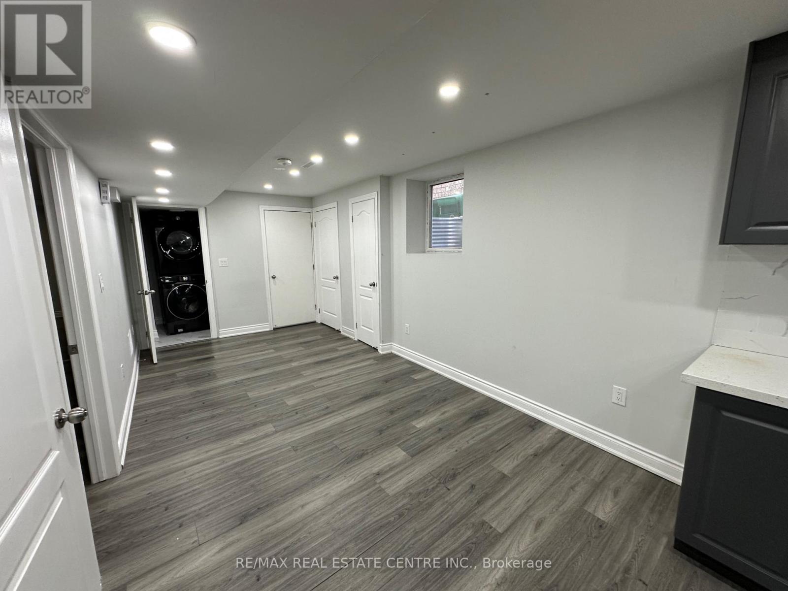 Basement - 3178 Oakview Road, Mississauga, Ontario  L5N 7N9 - Photo 5 - W12186757