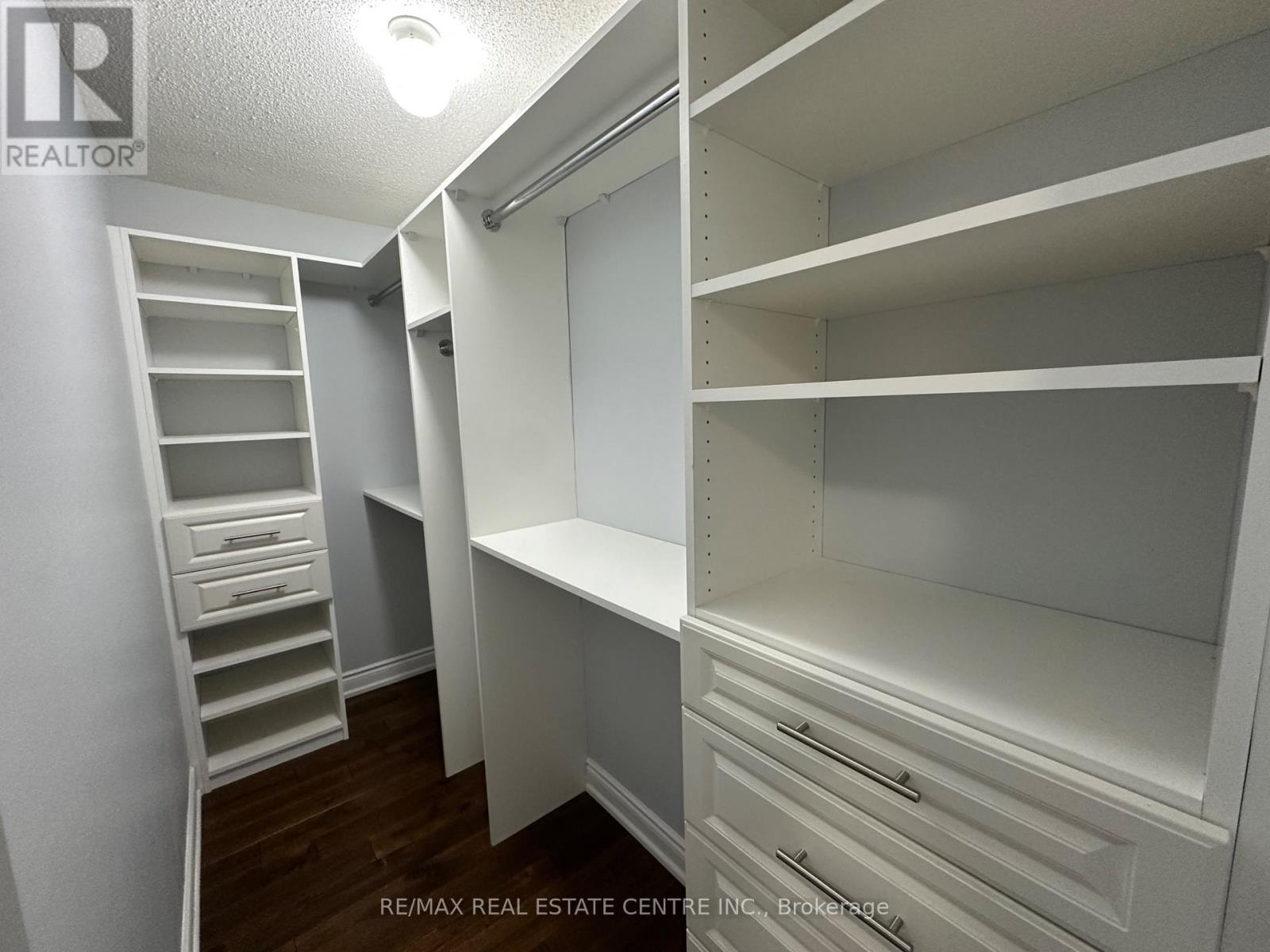 Upper - 3178 Oakview Road, Mississauga, Ontario  L5N 7N9 - Photo 31 - W12186687