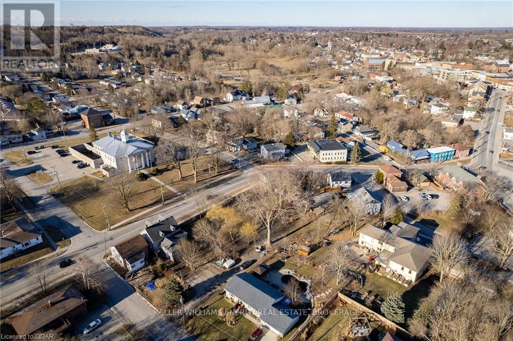 39 Union Street, Prince Edward County, Ontario  K0K 2T0 - Photo 6 - X12211410