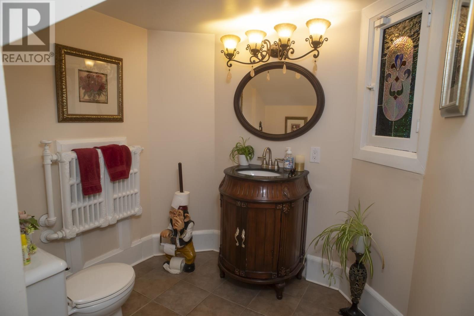 338 Catherine St, Thunder Bay, Ontario  P7E 1K6 - Photo 25 - TB251463