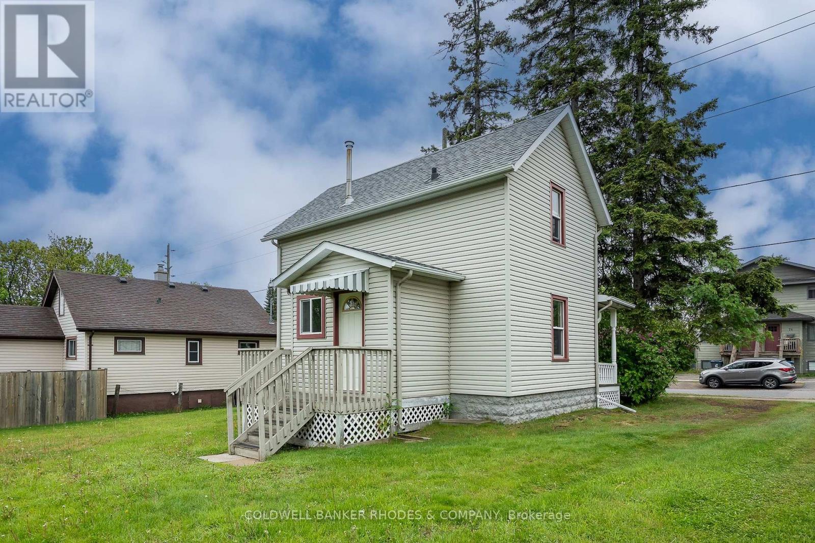 73 Empress Avenue N, Thunder Bay, Ontario  P7A 6C2 - Photo 10 - X12211403