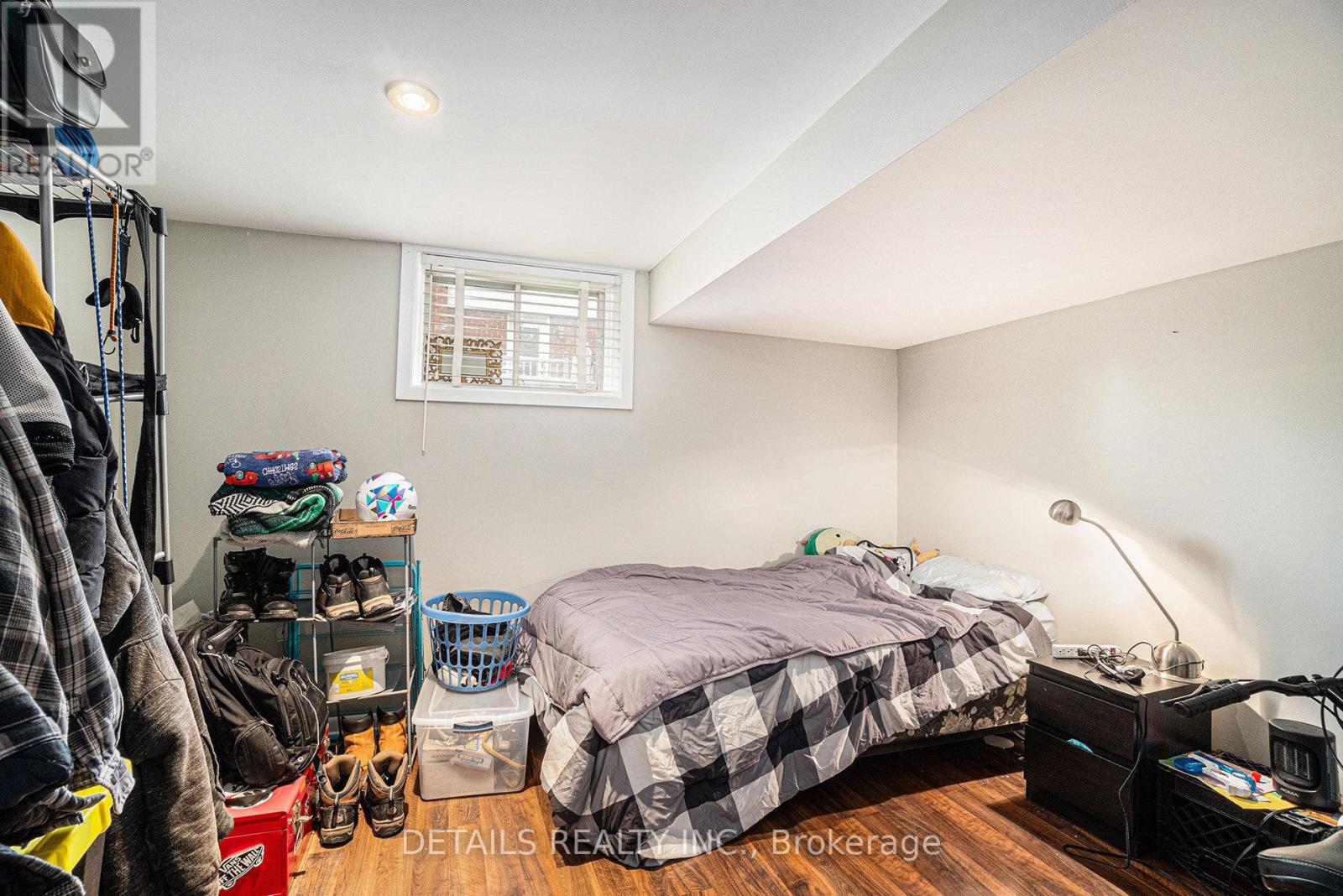 39 Roundhay Drive, Ottawa, Ontario  K2G 1B6 - Photo 17 - X12211415